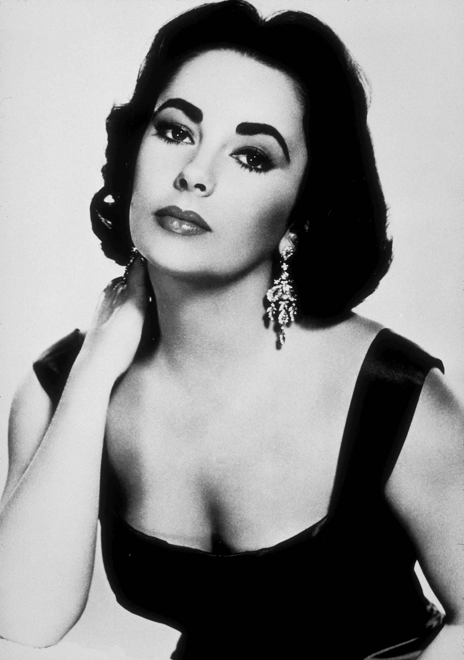 1772x2519   98+] Элизабет Тейлор Обои на WallpaperSafari