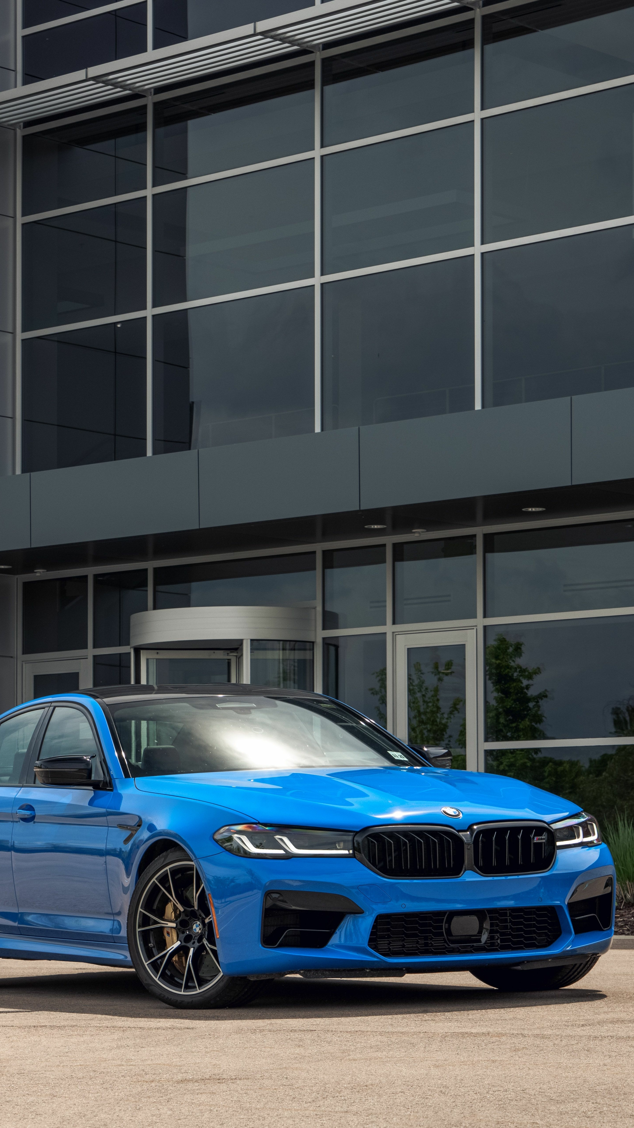 2160x3840  Картинка БМВ 2018 Biturbo M5 Manhart V8 F90 MH5 1080x1920