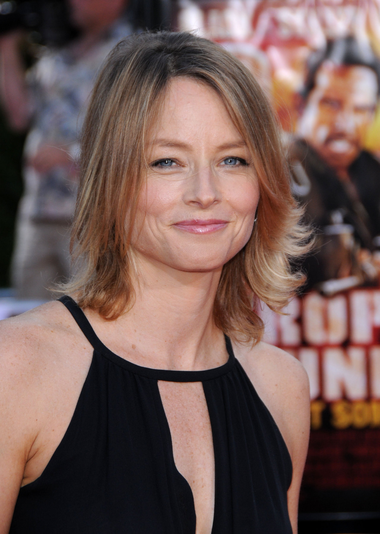 1280x1796   Jodie Foster photo 4 из 197 фото обоев - фото № 39773 - ThePlace2