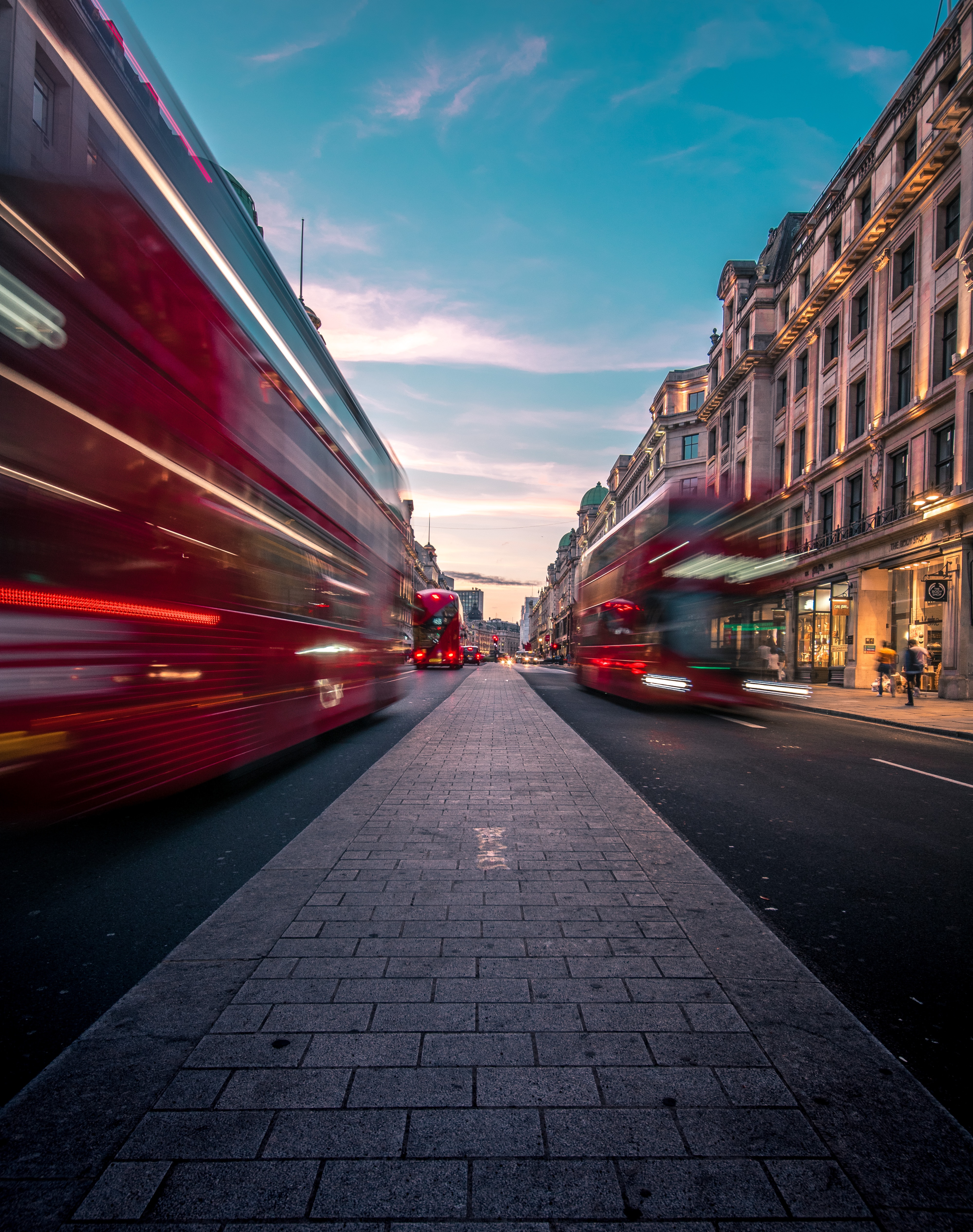 4000x5062  500+ London Wallpapers | Download Free Images On Unsplash