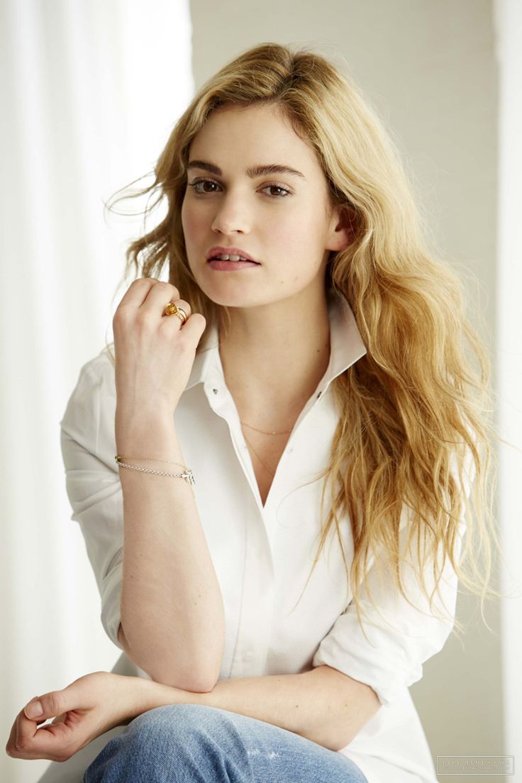 736x1104   Body Lily James (# 2218204) - HD Wallpaper \ u0026 Фоны Скачать
