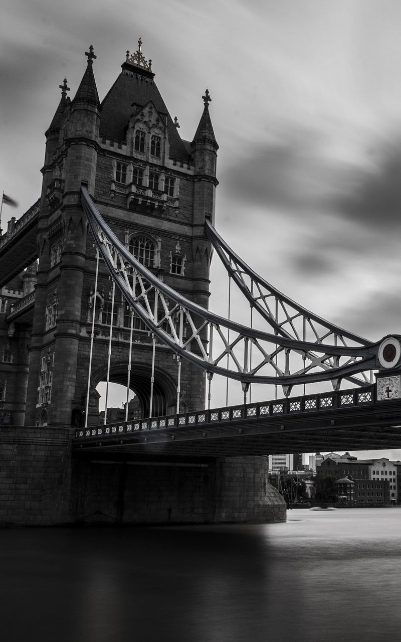 800x1280  Скачать 800x1280 великобритания, тауэрский мост, лондон, чб обои, картинки  samsung galaxy note gt-n7000, meizu mx2