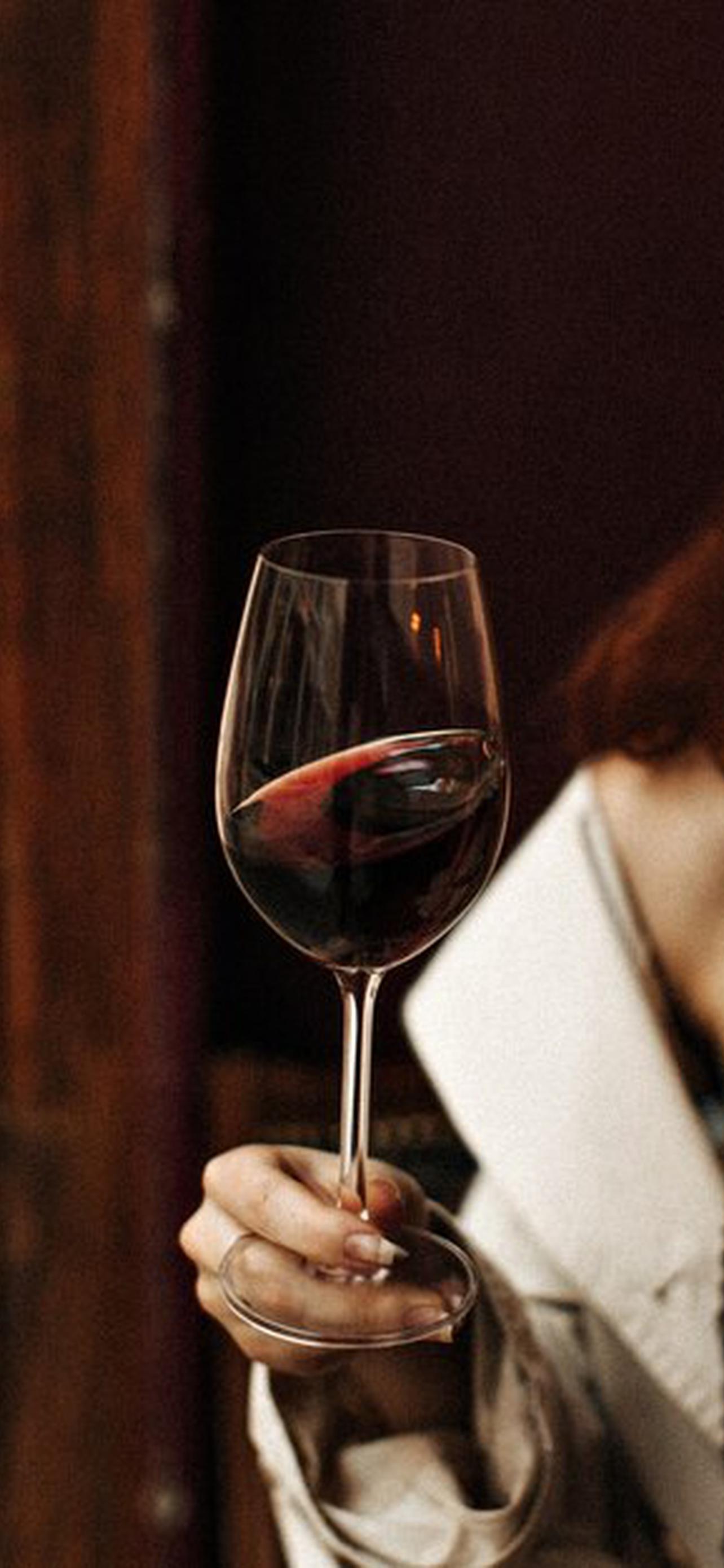 1284x2778  С вином обои на телефон [28+ изображений]