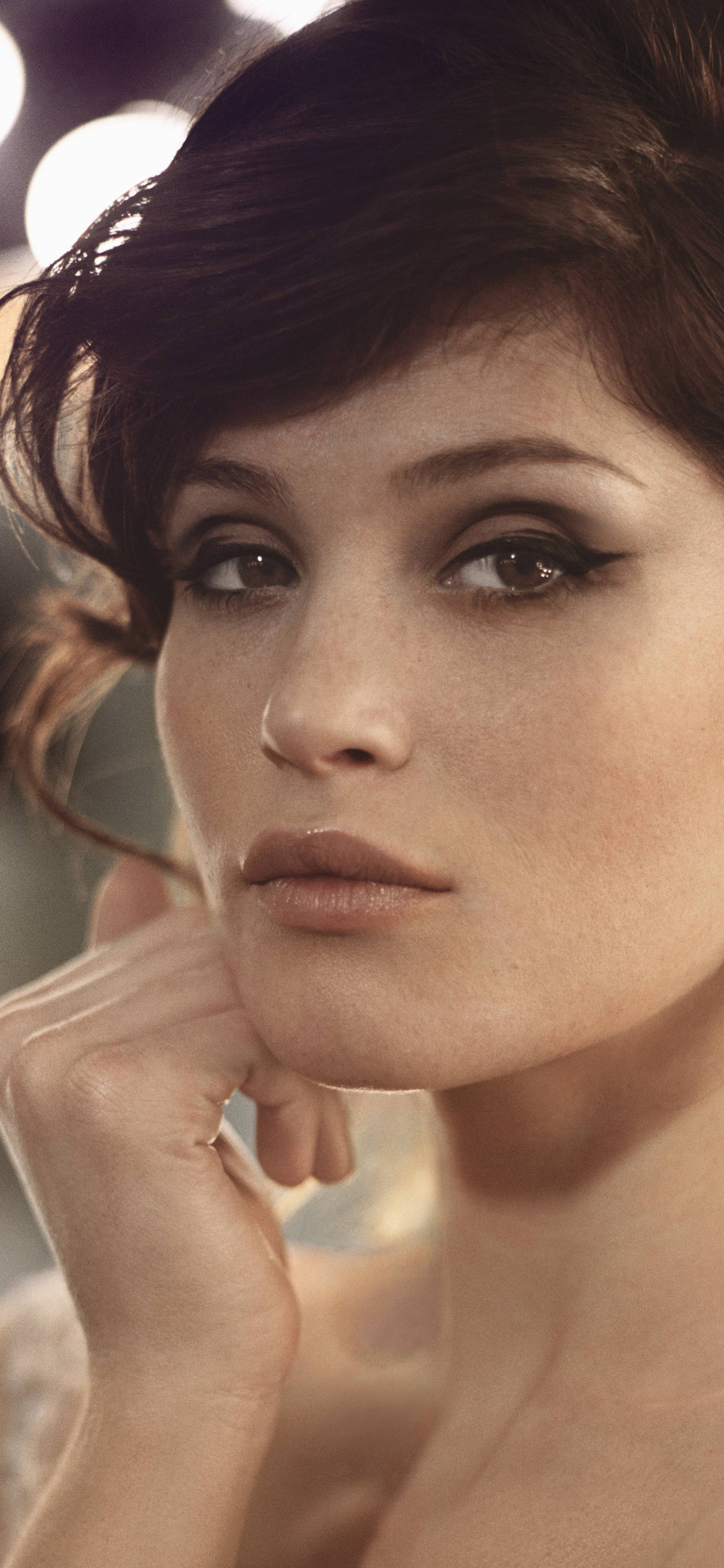 1125x2436  Gemma Arterton 2018 8Gk Iphone обои | Бесплатные фильмы онлайн Фильмы онлайн Полные фильмы онлайн бесплатно