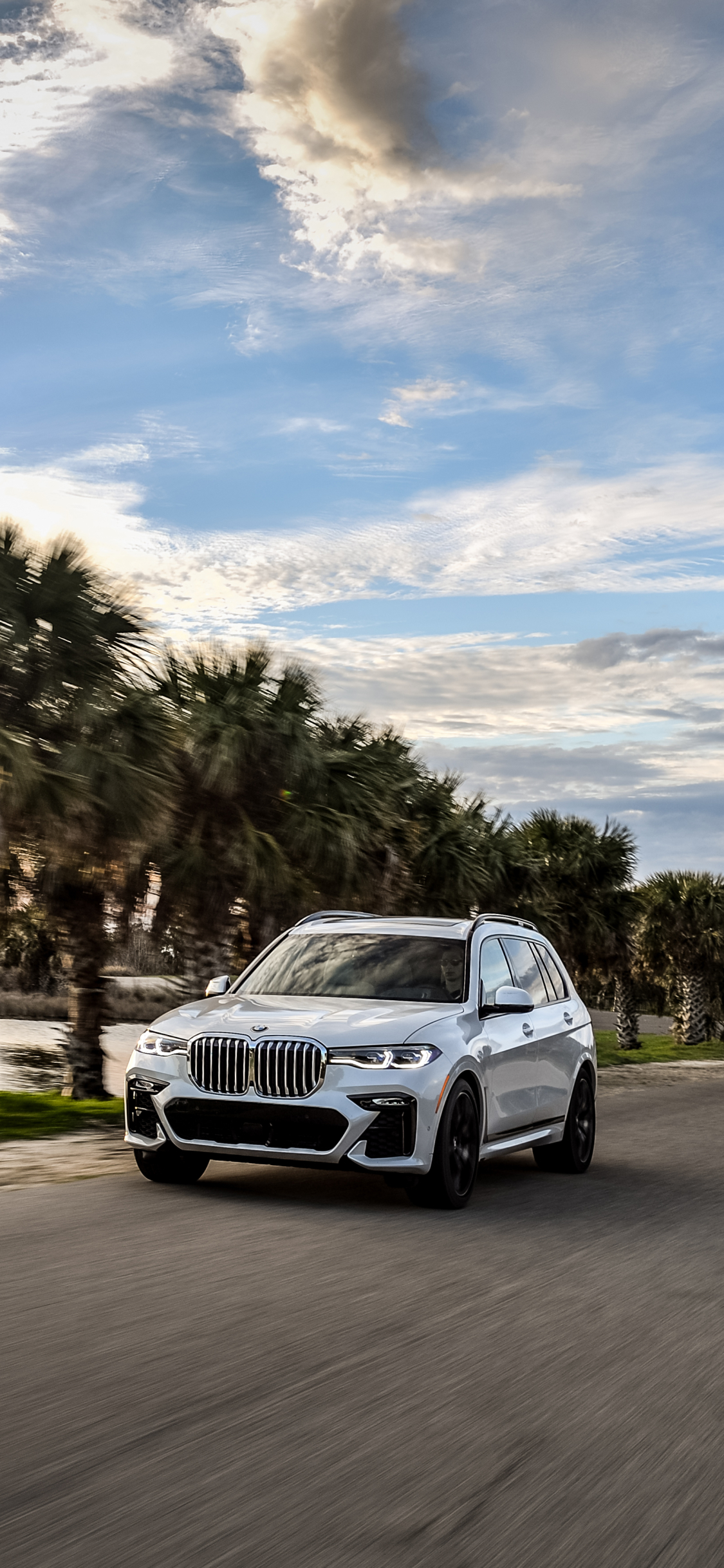 1125x2436  BMW X7 Phone Wallpaper - Mobile Abyss