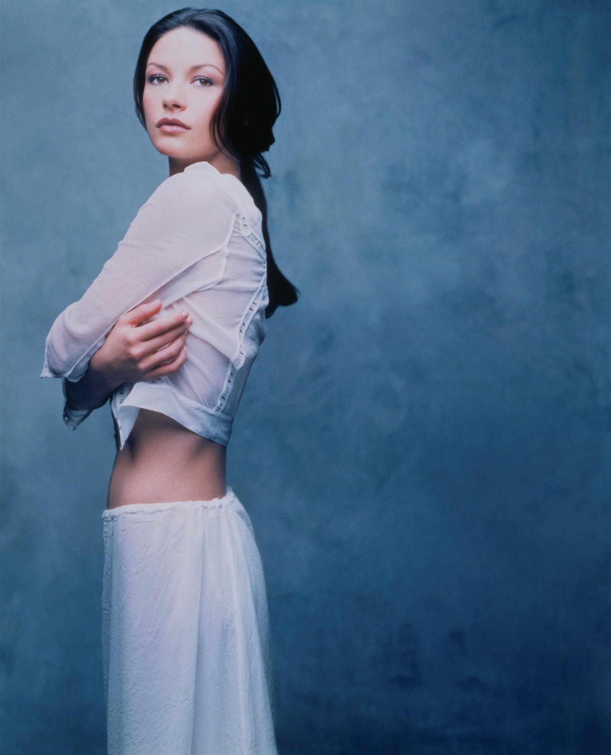 2024x2500  Catherine Zeta-Jones обои Celebrity HQ Catherine Zeta-Jones картинки | 4K Wallpapers 2019