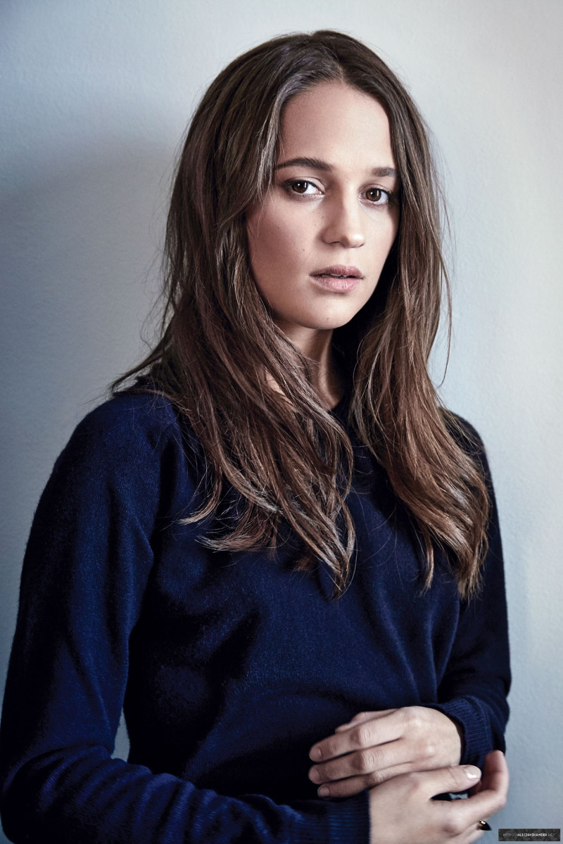800x1200   Celebrity / Alicia Vikander (1080x1920) Alicia Vikander (1080x1920) ID обоев: 617395_ Mobile Abyss iPhone 6 iPhone 6S iPhone 7 HD 4k Обои Изображения Фоны Фотографии и картинки