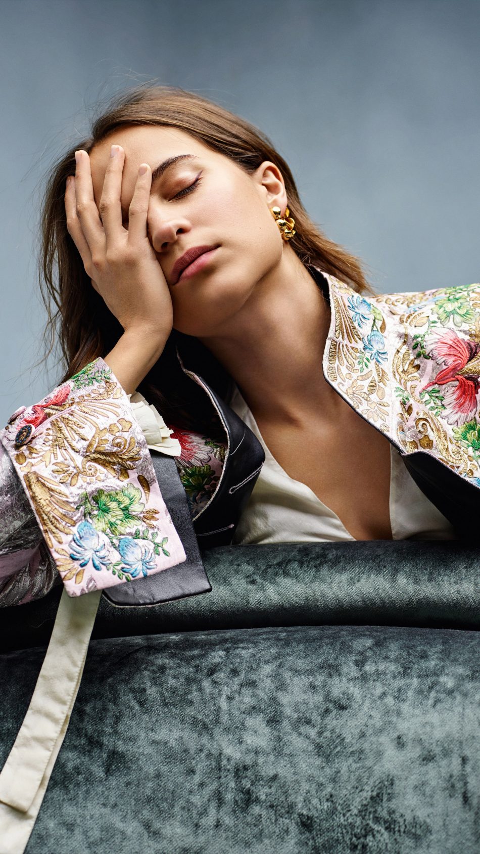 950x1689  1080x2232 Алисия Викандер Tomb Raider Разрешение 1080x2232 Обои HD Знаменитости 4K Обои Изображения Фото и фон