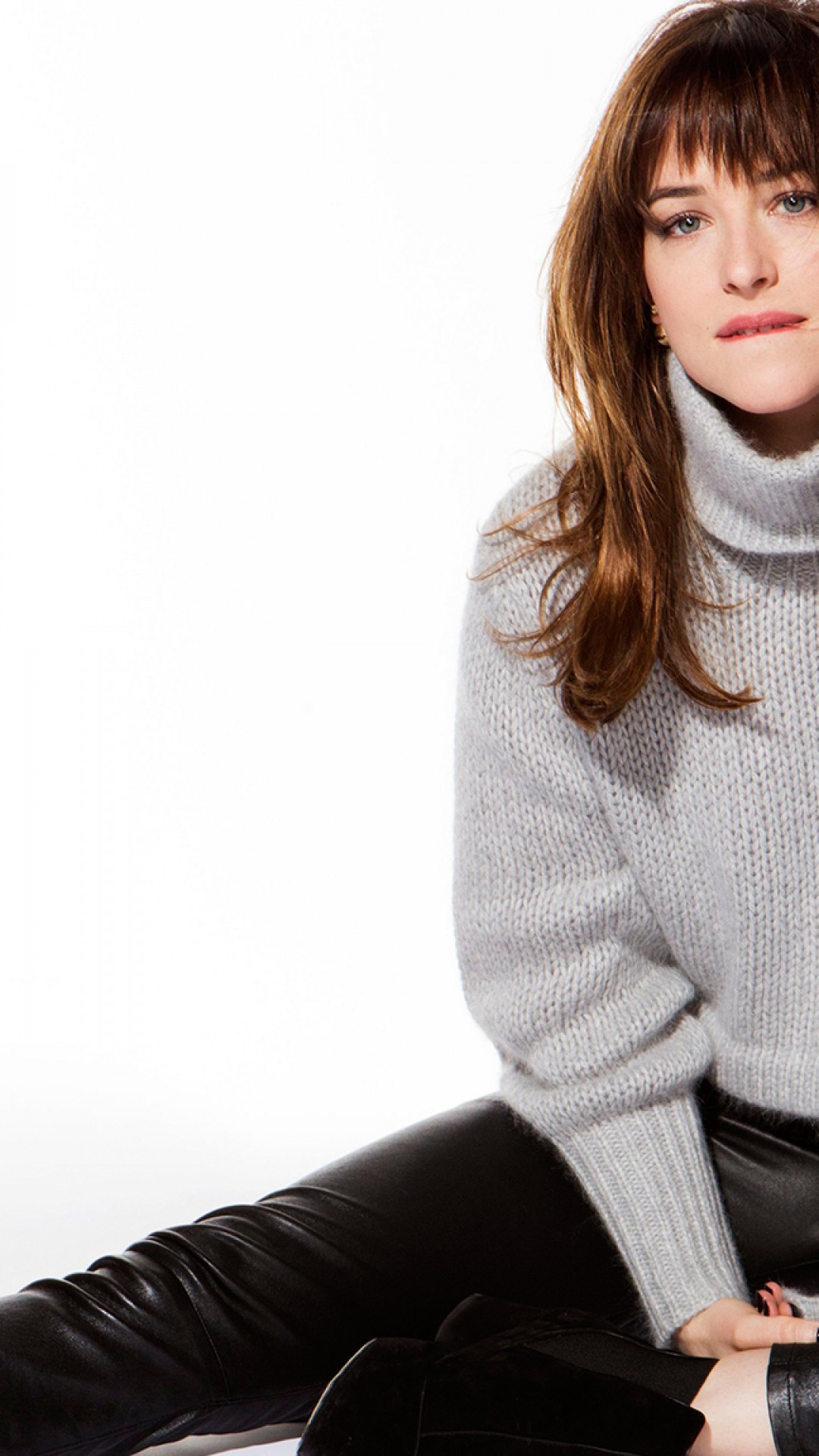 1080x1920   Download 1080x2160 Fifty Shades Darker Jamie Dorman Dakota Johnson Wallpapers for Huawei Mate 10 4K - WallpaperMaiden