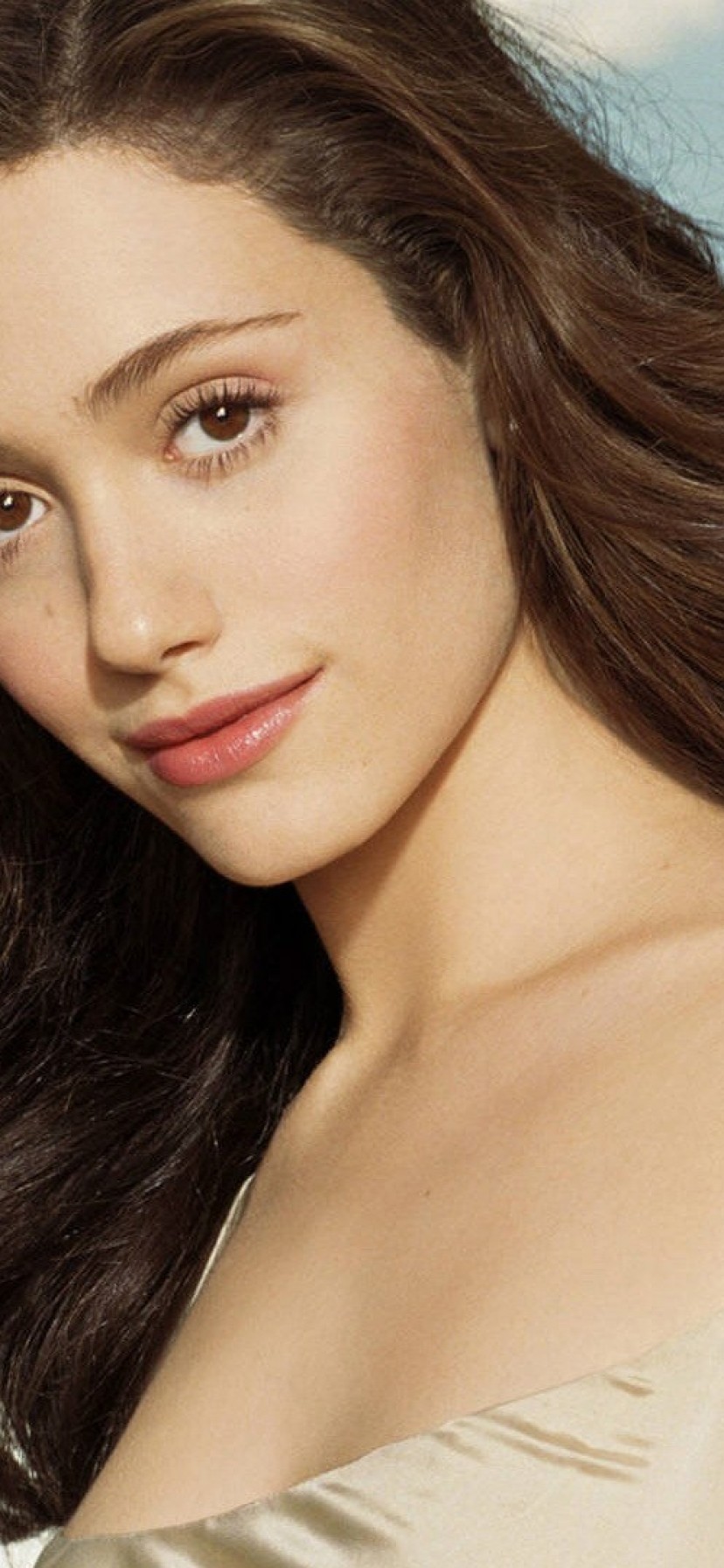 828x1792   hk61-emmy-rossum-Actress-girl-beauty-wallpaper 