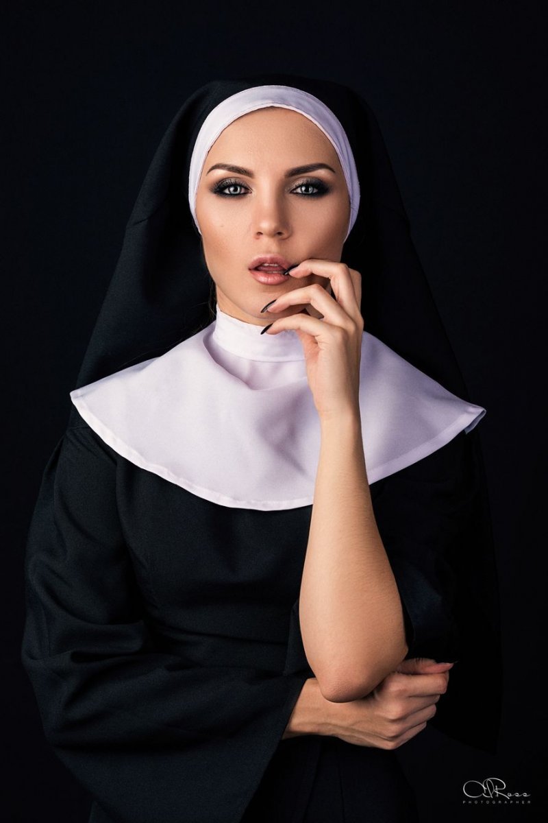 800x1200  Монашка обои - 63 фото