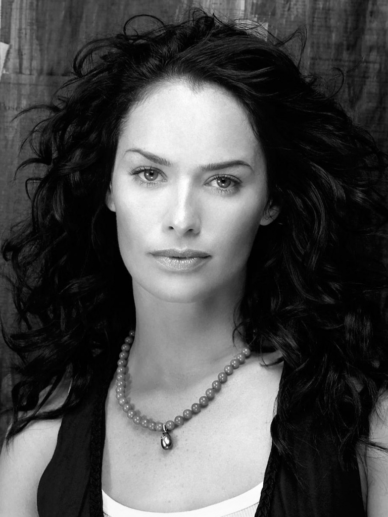 768x1024  Lena Headey фото 15 из 164 фото обои - фото # 113744 - ThePlace2