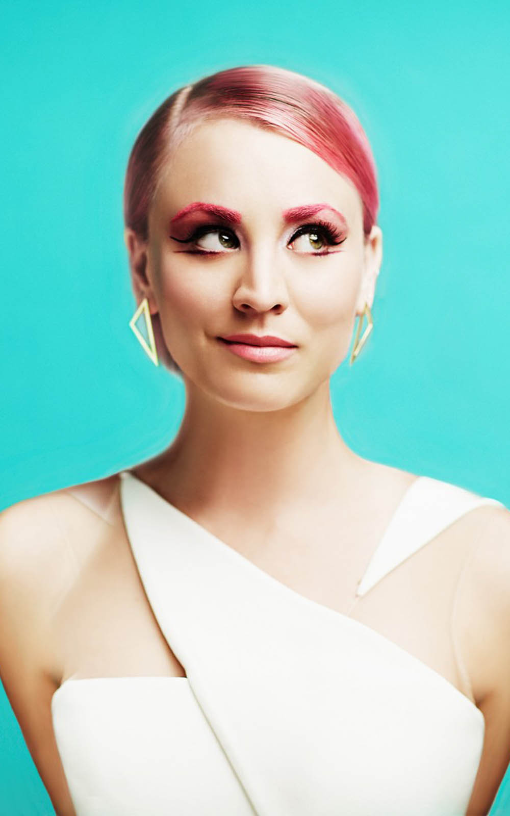 1000x1600  Kaley Cuoco 4K Ultra HD Mobile Wallpaper