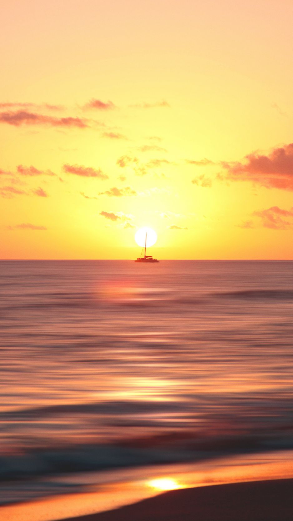 938x1668  Скачать 938x1668 корабль, горизонт, рассвет, море обои, картинки iphone  8/7/6s/6 for parallax