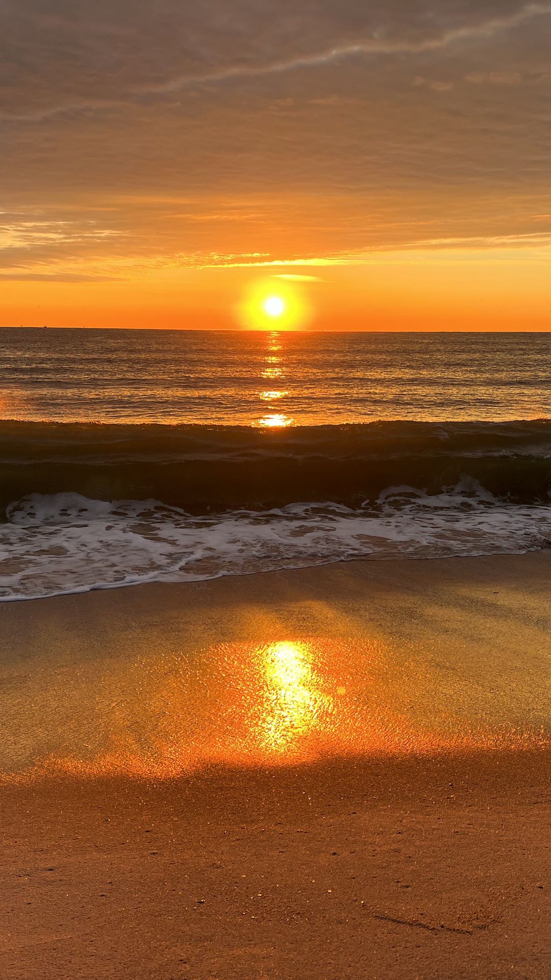 1080x1920  Скачать 1080x1920 пляж, море, рассвет обои, картинки samsung galaxy s4, s5,  note, sony xperia z, z1, z2, z3, htc one, lenovo vibe