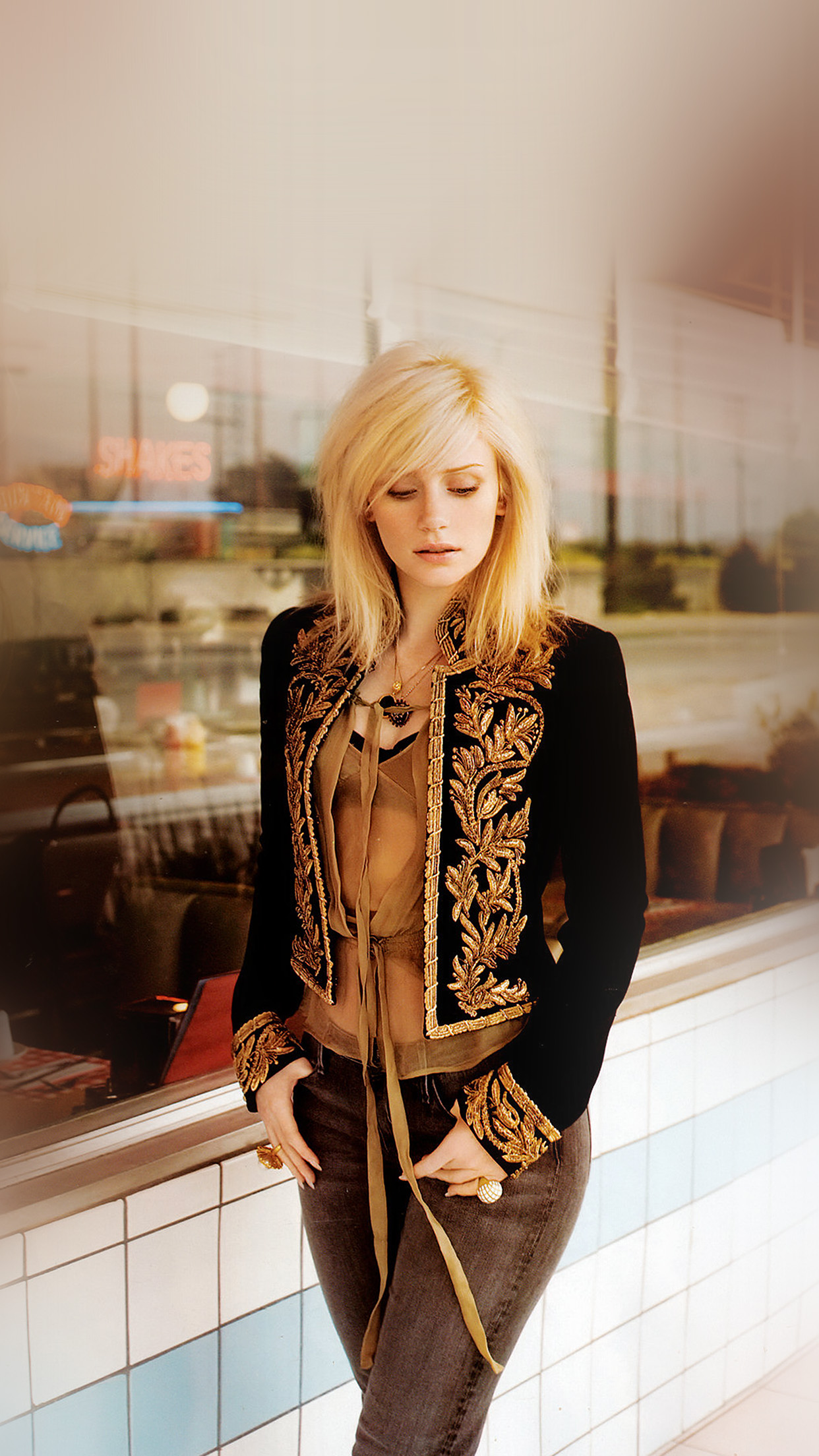 1242x2208   Обои Брайс Даллас Ховард Фильмы Фильмы Пита Дракон 2016 / Самый популярный # 1139 | Обои для iPhone Android Mobile и Desktop