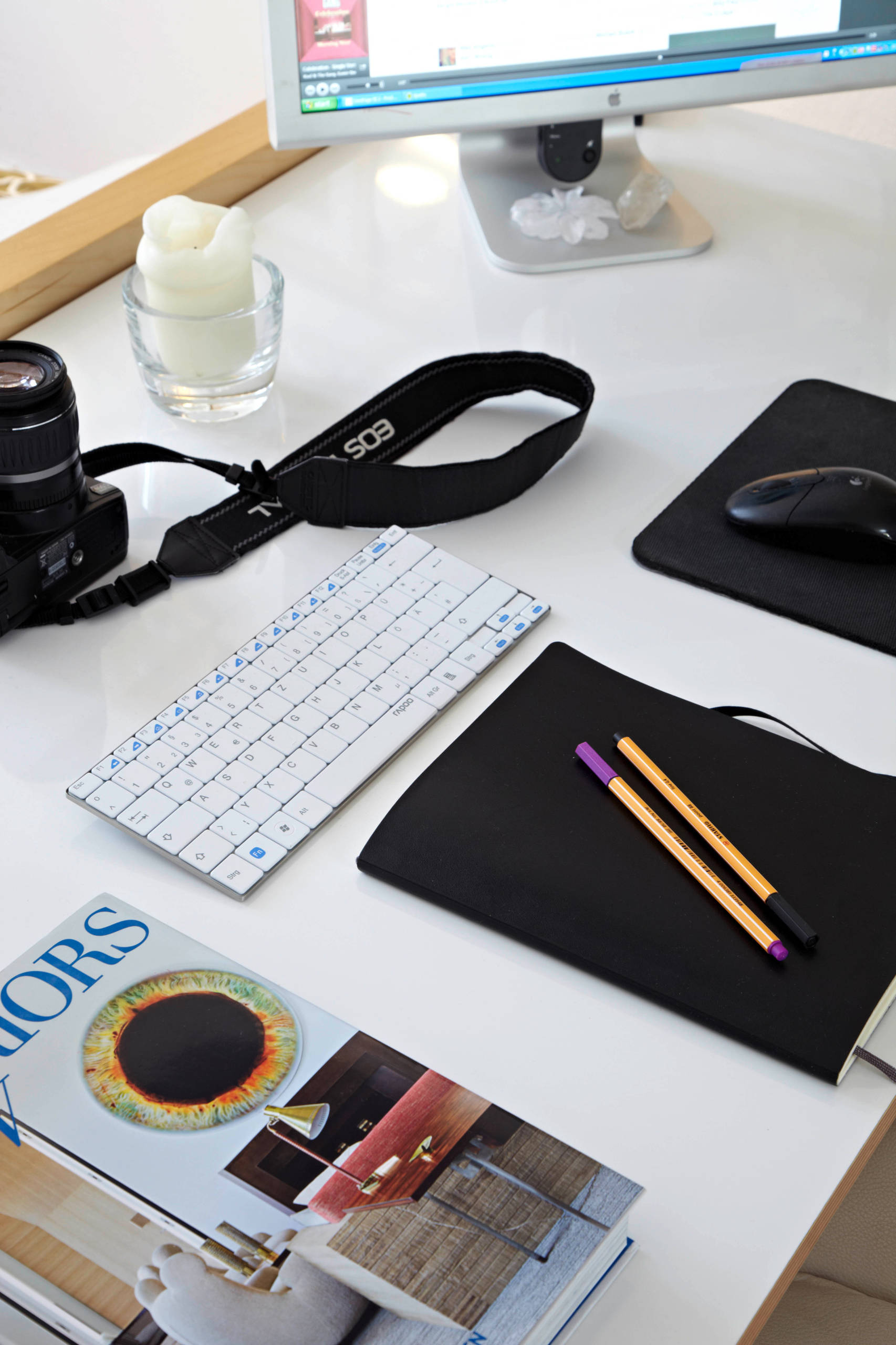 1706x2560  Коллаж из фотографий на стену своими руками: Куда девать старые фотографии  и как сделать семейный коллаж | Houzz Россия