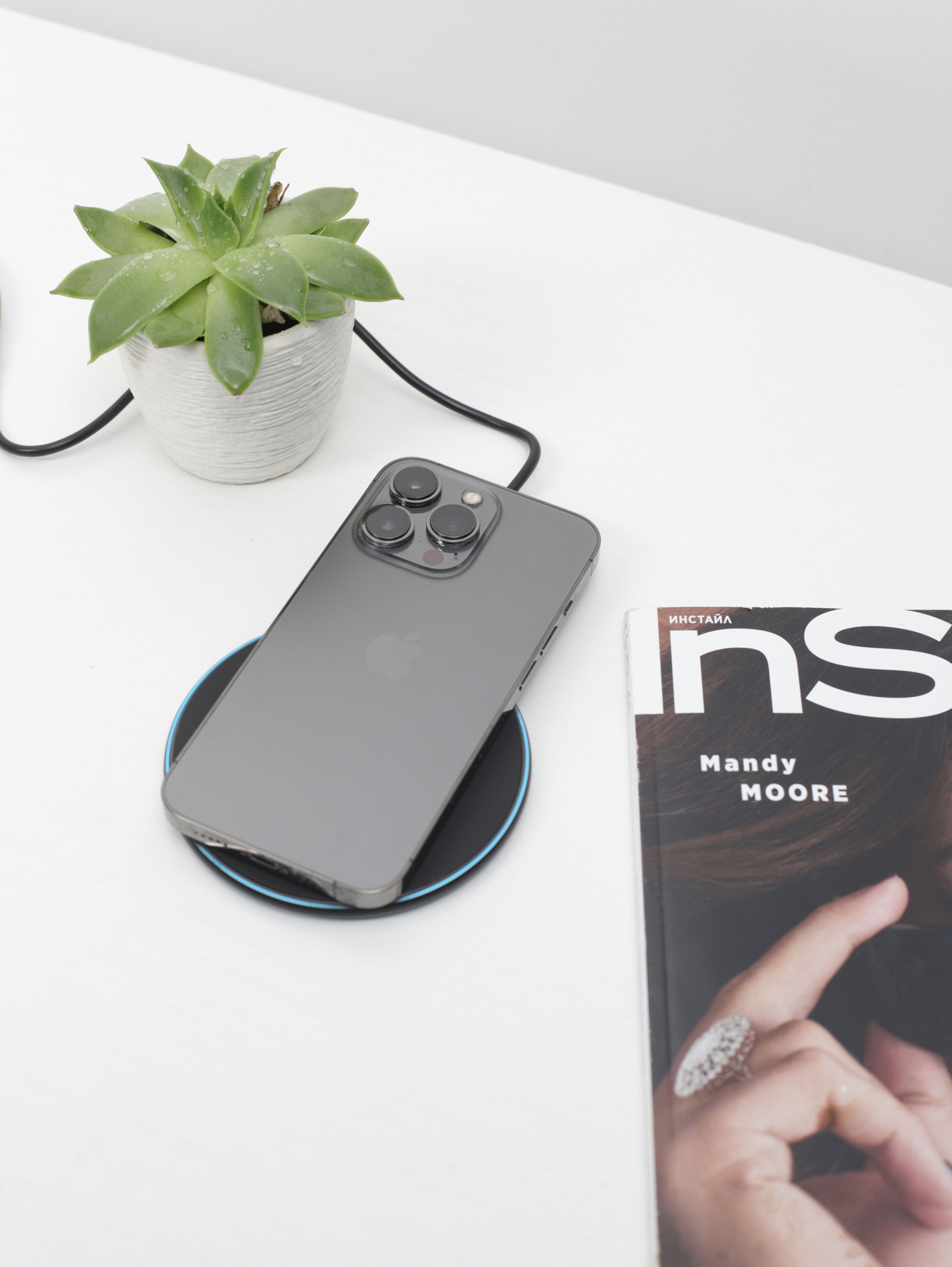 3078x4096  Беспроводное зарядное устройство GeoLuK Fast Tablet 15W, 15 Вт, Quick  Charge 4, Quick Charge 3.0 - купить по выгодной цене в интернет-магазине  OZON (926899029)