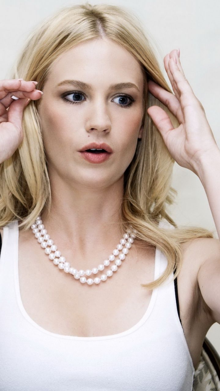 720x1280   Январь Джонс обои Знаменитости HQ Январь Джонс картинки | 4K Обои 2019