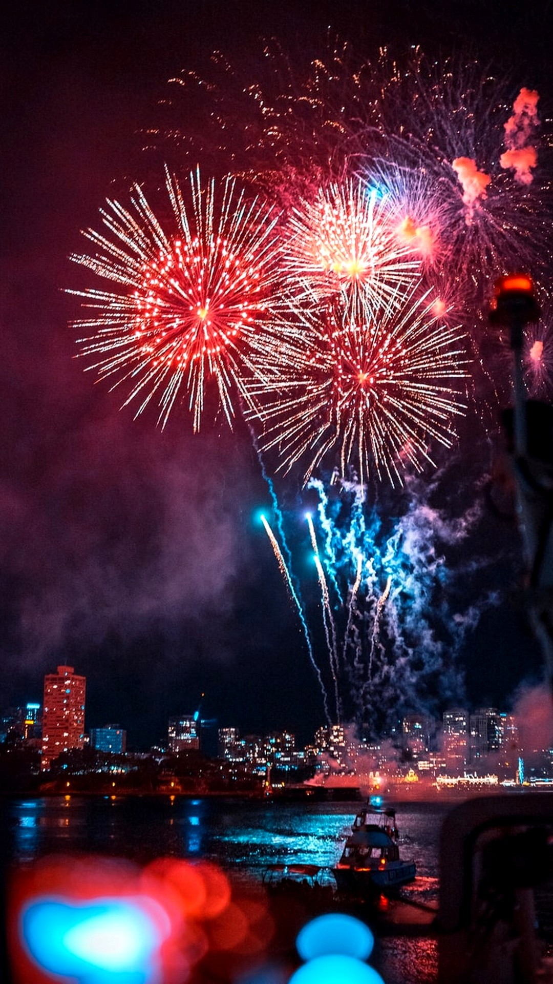 1080x1920  Обои «С Новым годом» на iPhone скачать бесплатно. | Обои с новым годом, Новогодние обои, Новогодние обои