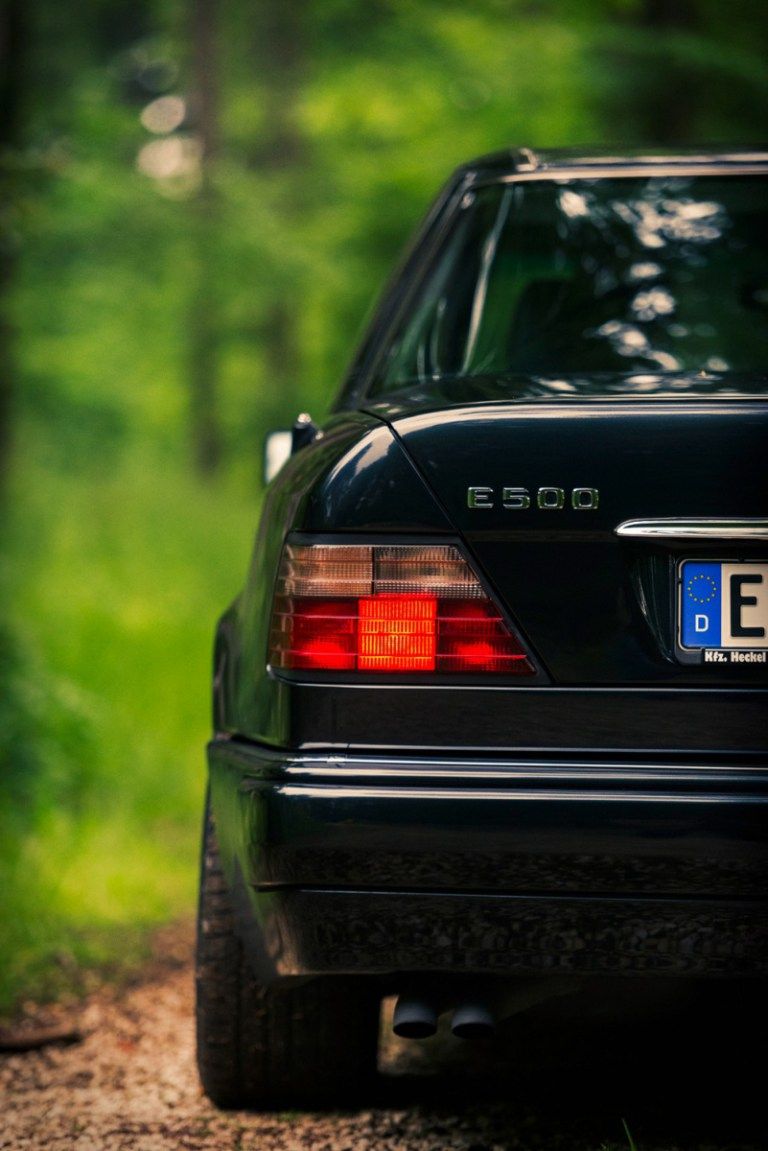 768x1151  Wolf im Schafspelz - Mercedes-Benz E 500 Limited (W124) | Обои Mercedes Benz, Mercedes w124, Старый мерседес