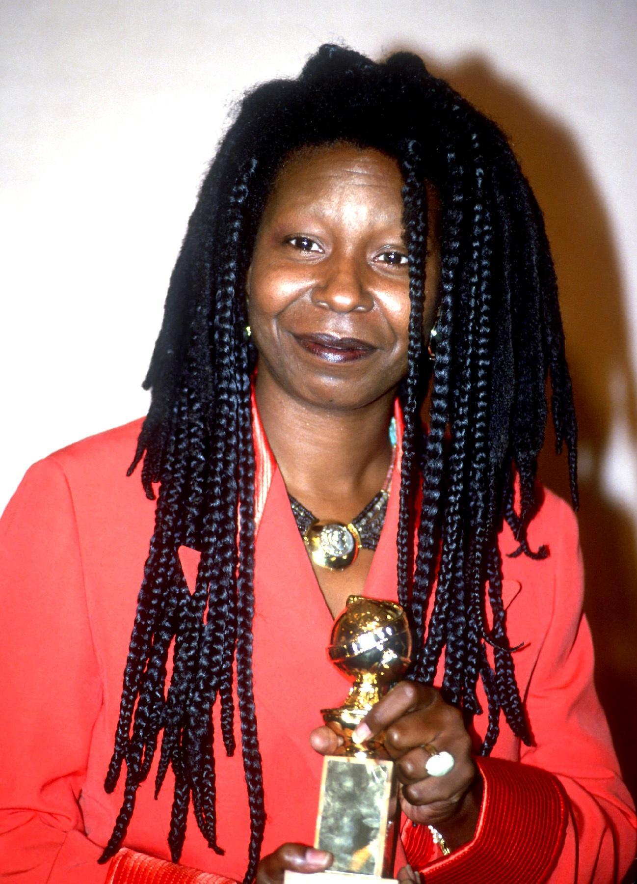 1298x1800  Whoopi Goldberg обои Фото | Фоновые обои Изображения 