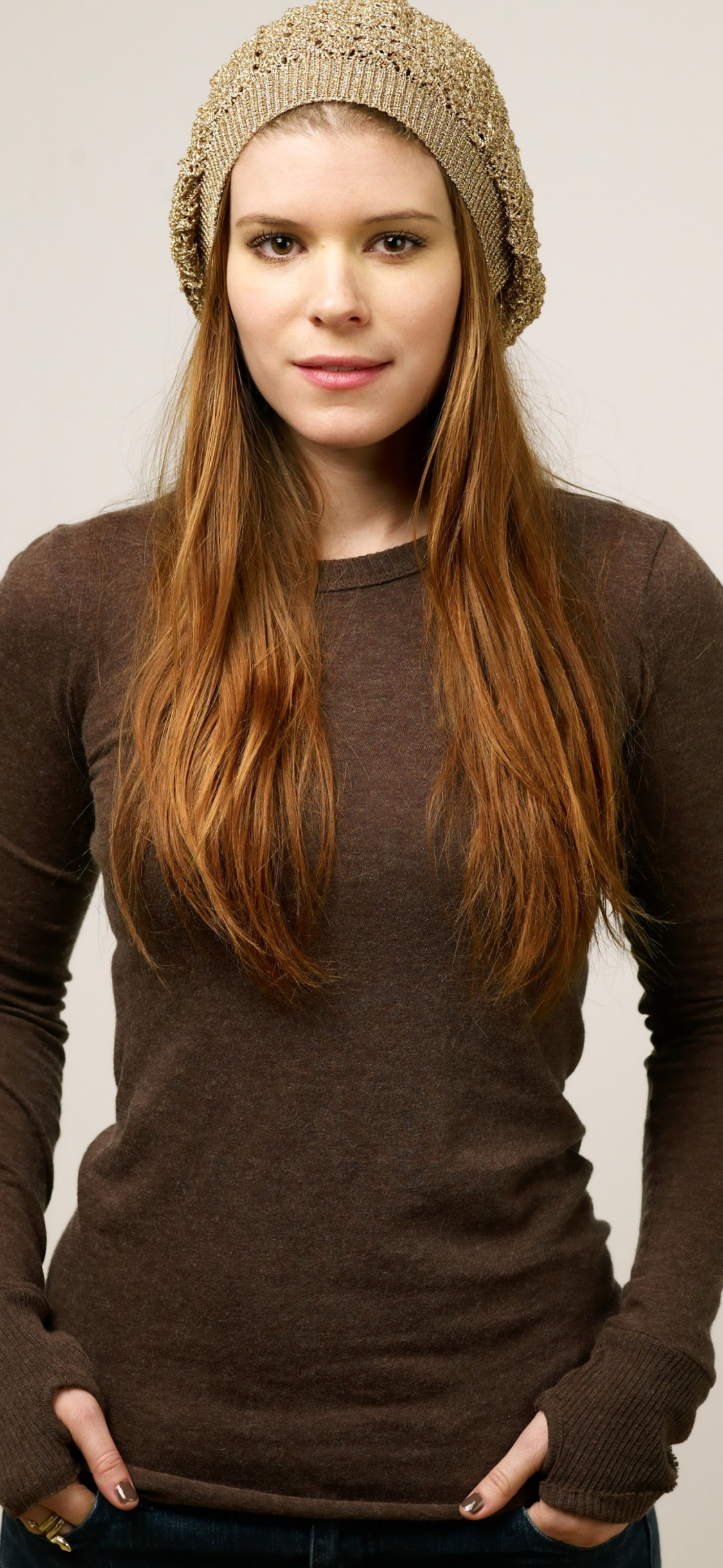 1125x2436   Кейт Мара в журнале Instyle, апрель 2014 - шерстяное платье Prada Alexander Wang сандалии и манжеты Eddie Borgo .. | Кейт Мара горячая Кейт Мара Красивые знаменитости