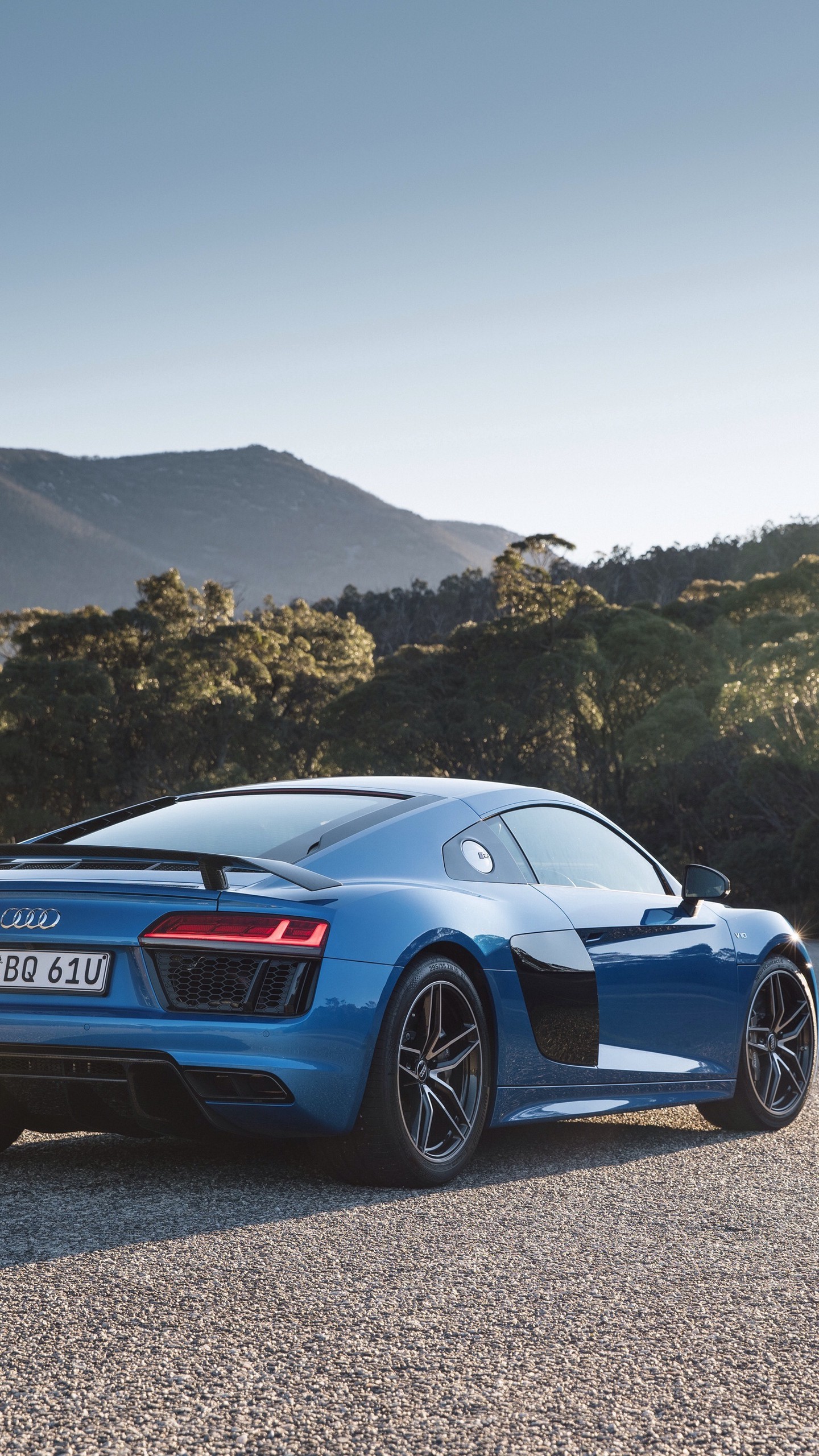 1440x2560  Обои на телефон audi, r8, v10, вид сбоку - скачать бесплатно в высоком  качестве из категории \"Машины\"