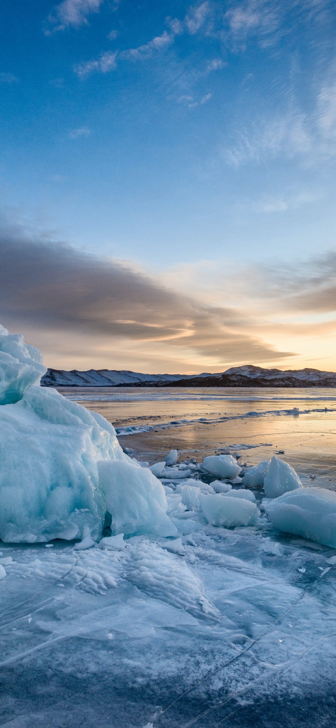 1080x2340  Байкал, озеро, зима Обои 1080x2340 Samsung Galaxy M31, A50, M21 / Xiaomi Mi  9, Redmi 9, Redmi 9T, Redmi Note 9, Note 8, Note 8 Pro, Note 7 / Huawei  P40, P30 / Honor 20, 20 Pro