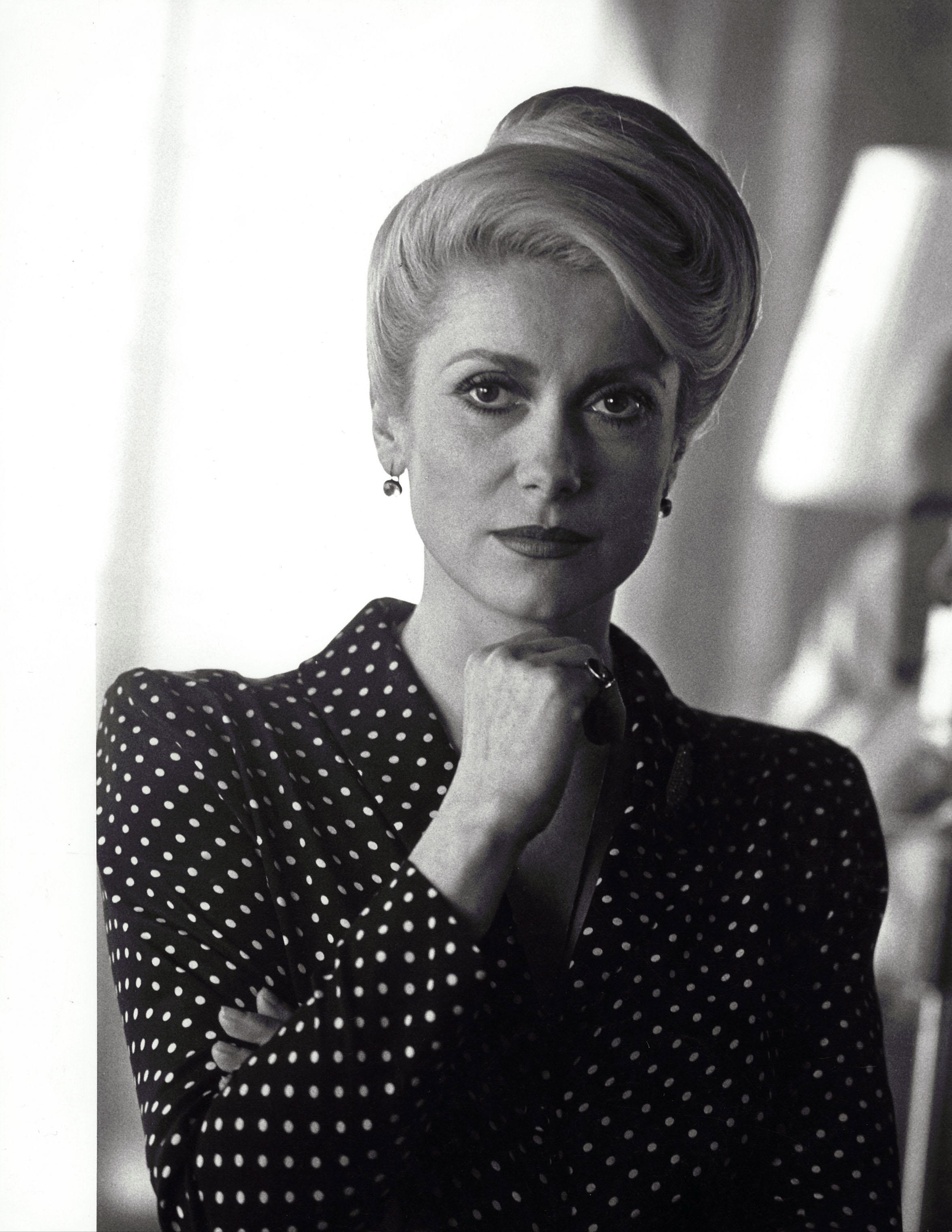 2350x3042   Катрин Денев Портретные картинки Фотографии Изображения и графика - Myspace HI5 \ u0026 Friendster | Catherine deneuve Catherine deneuve в стиле Catherine