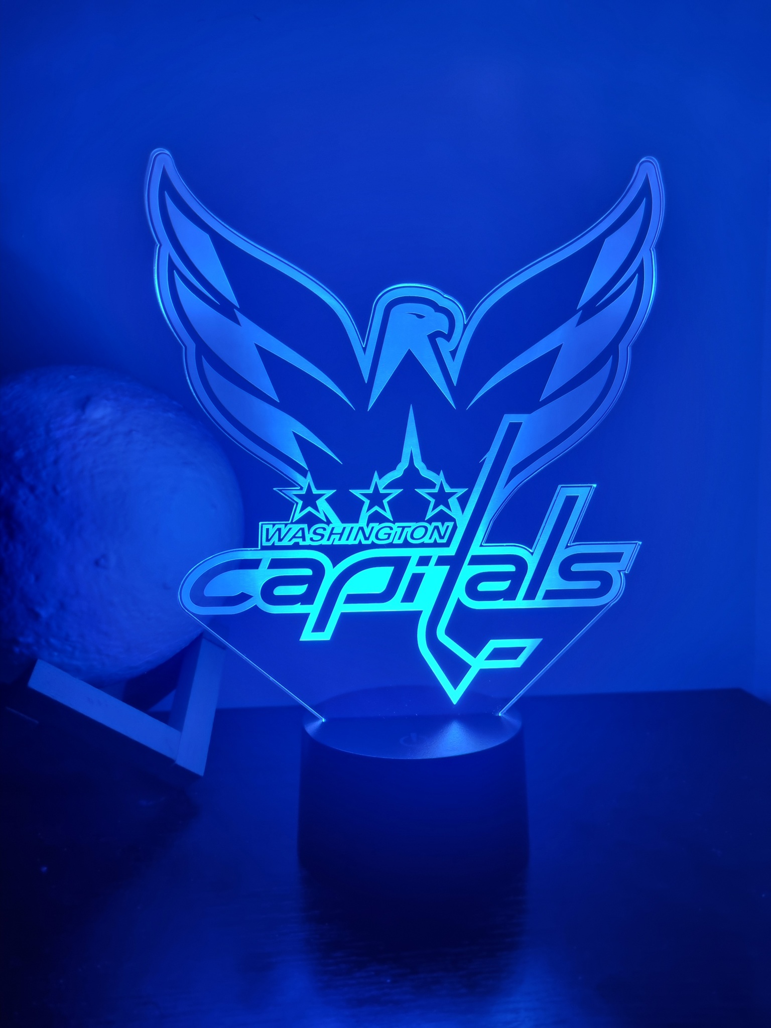 1536x2048  Хоккейный клуб \"Вашингтон Кэпиталз\" ( Washington Capitals) – купить по  низкой цене (1490 руб) у производителя в Москве | Интернет-магазин  «3Д-Светильники»