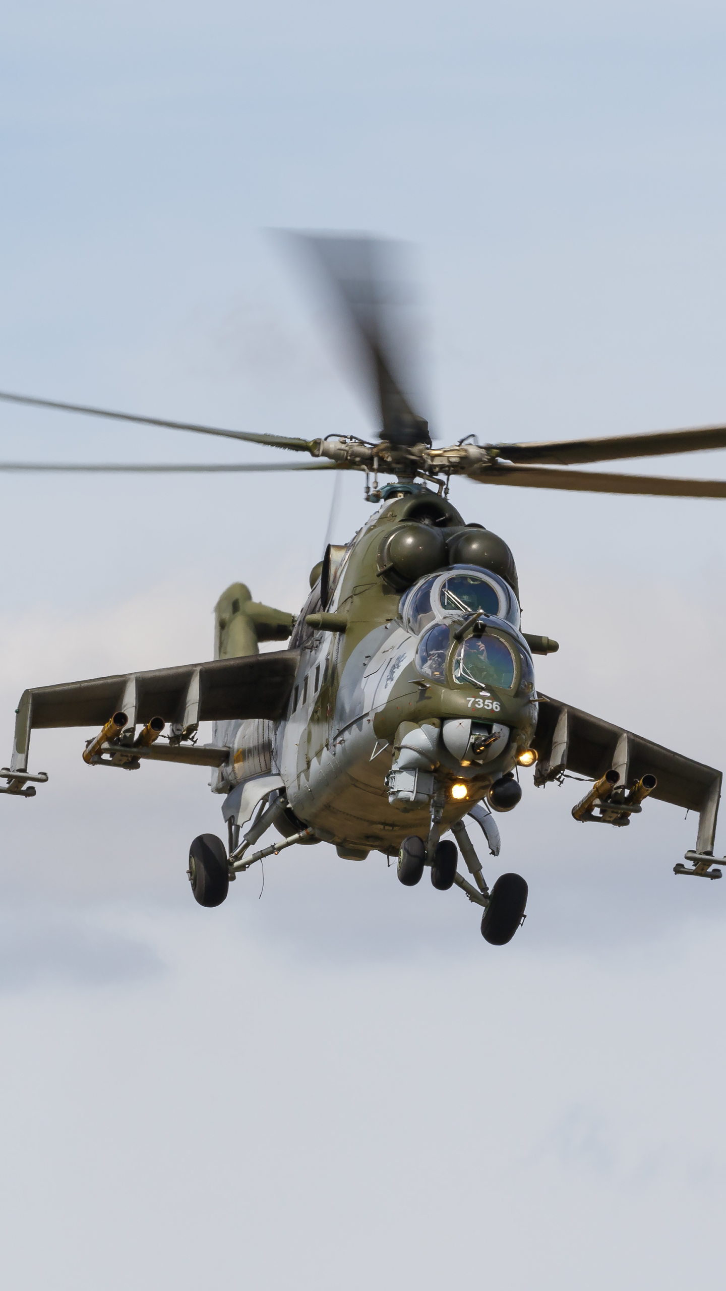 1440x2560  Обои на рабочий стол: Самолет, Вертолет, Вертолёт, Самолёты, Военные, Ми  24, Боевой Вертолет, Военные Вертолеты - скачать картинку на ПК бесплатно №  1127424