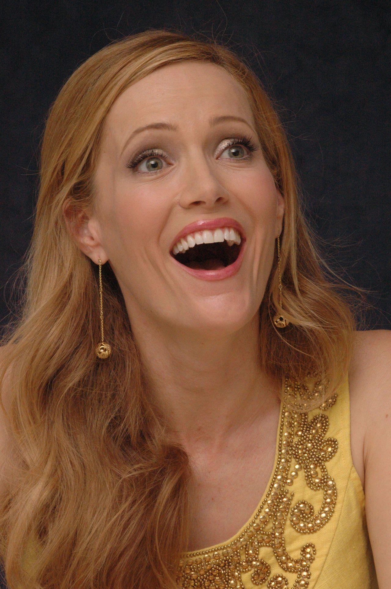 1280x1925  Photo Leslie Mann - Обои со знаменитостью Лесли Манн (номер bu5). Красивые широкие и бесплатные! 