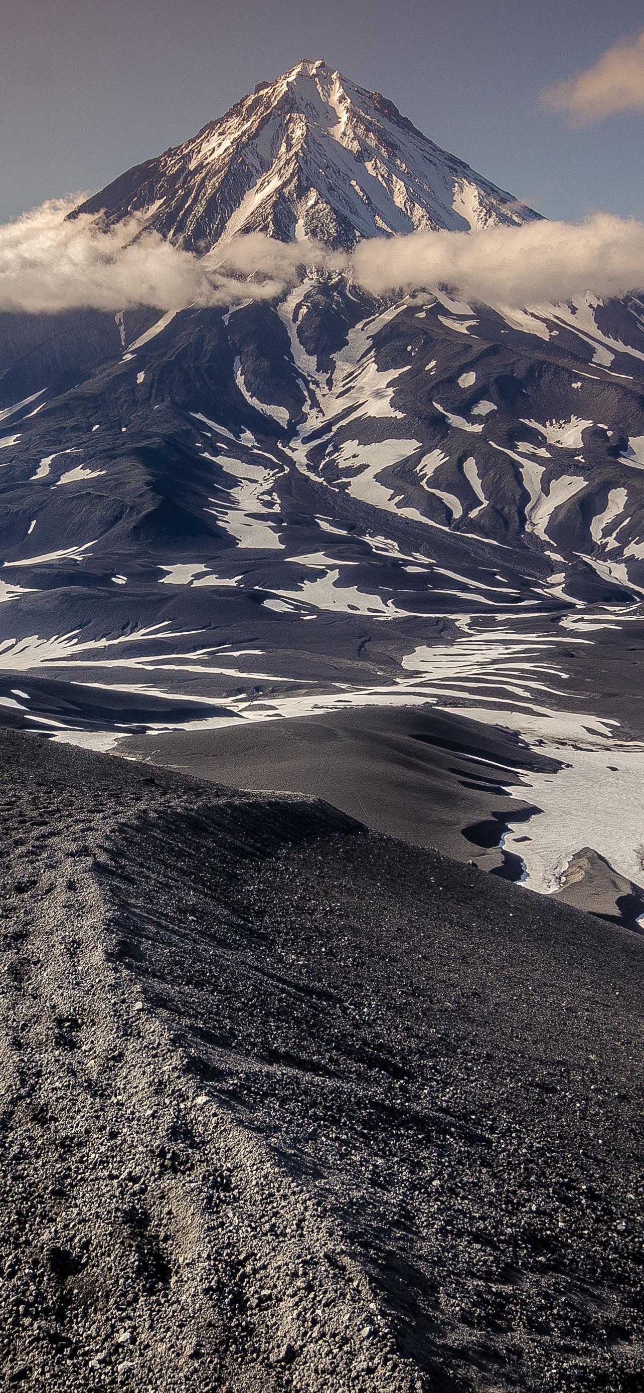 1284x2778  Обои на телефон вулкан - 57 фото