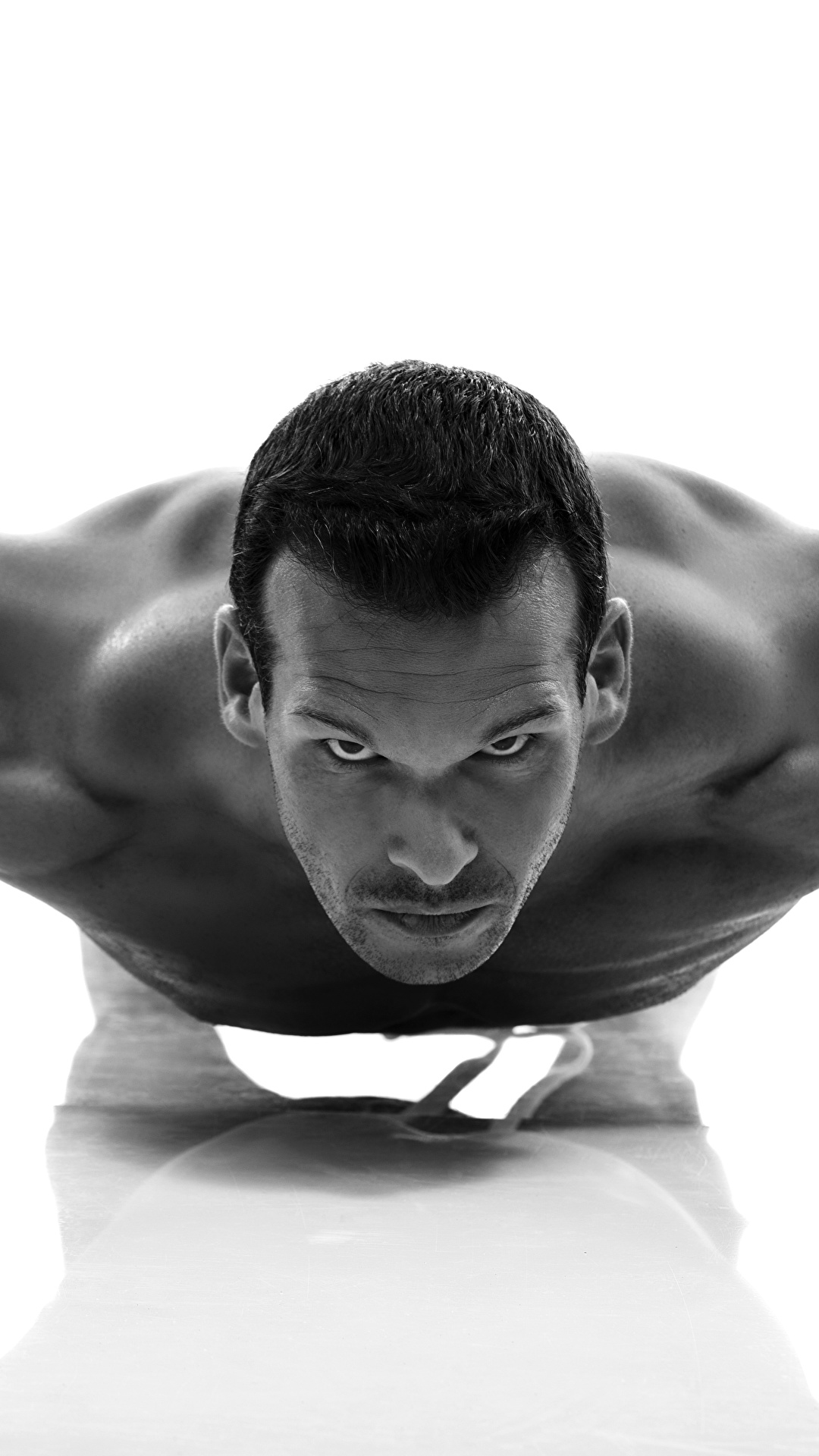 1080x1920  Картинки Красивые Отжимание Мышцы Мужчины Взгляд белом 1080x1920