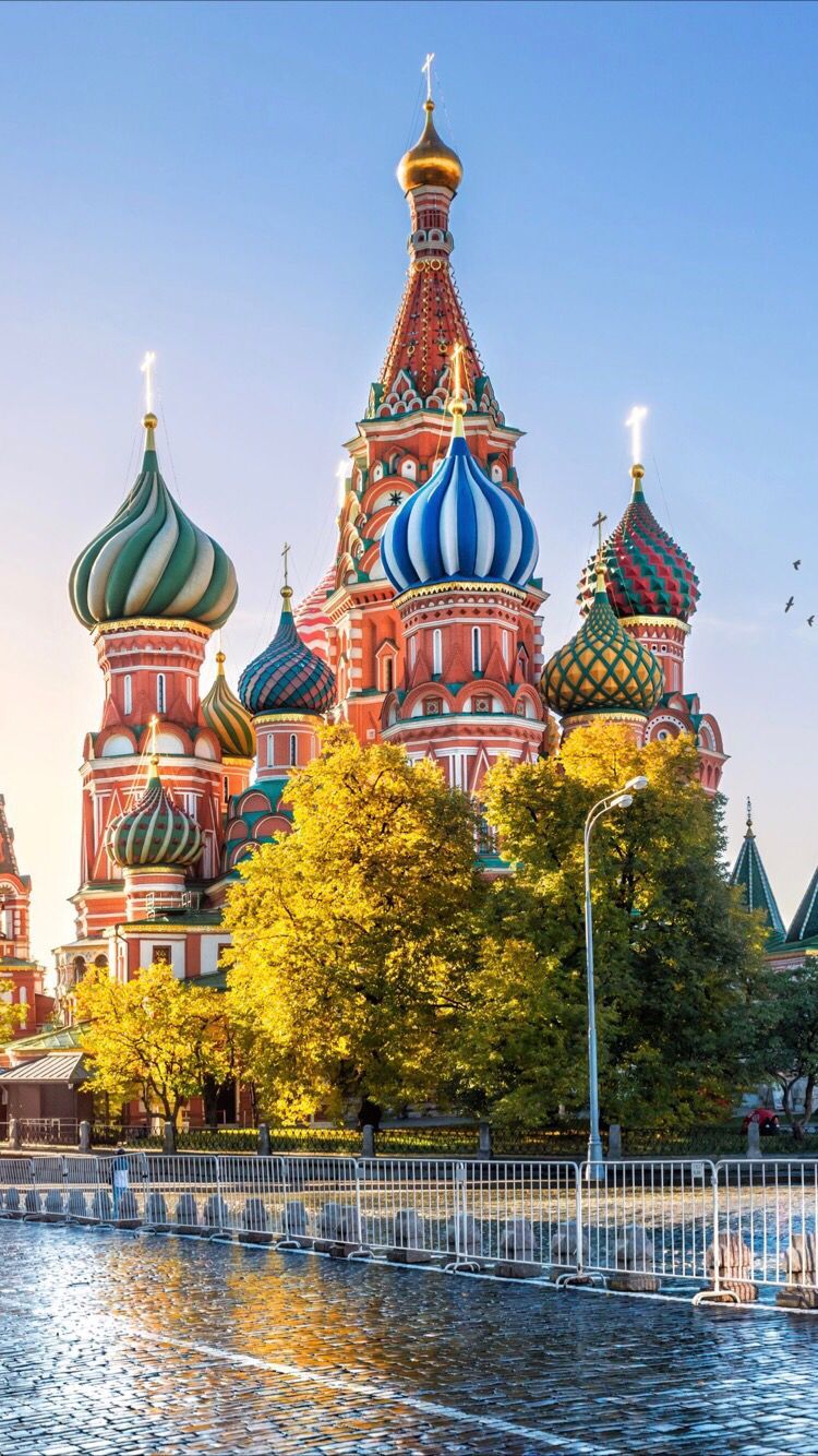 750x1334  Tour Spasskaya Du Kremlin Situé Sur La Place Rouge à Moscou, Russie. |  Photo Premium