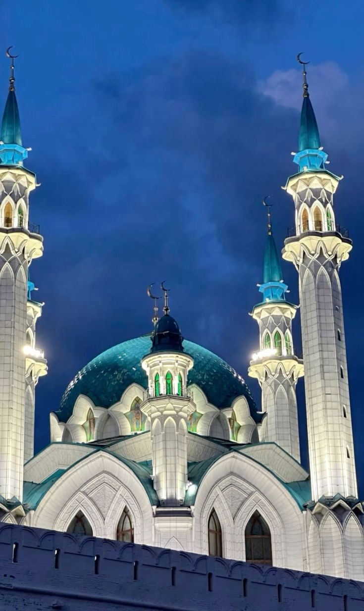 735x1234  Скачать обои \"Собор Василия Блаженного\" на телефон в высоком качестве,  вертикальные картинки \"Собор Василия Блаженного\" бесплатно