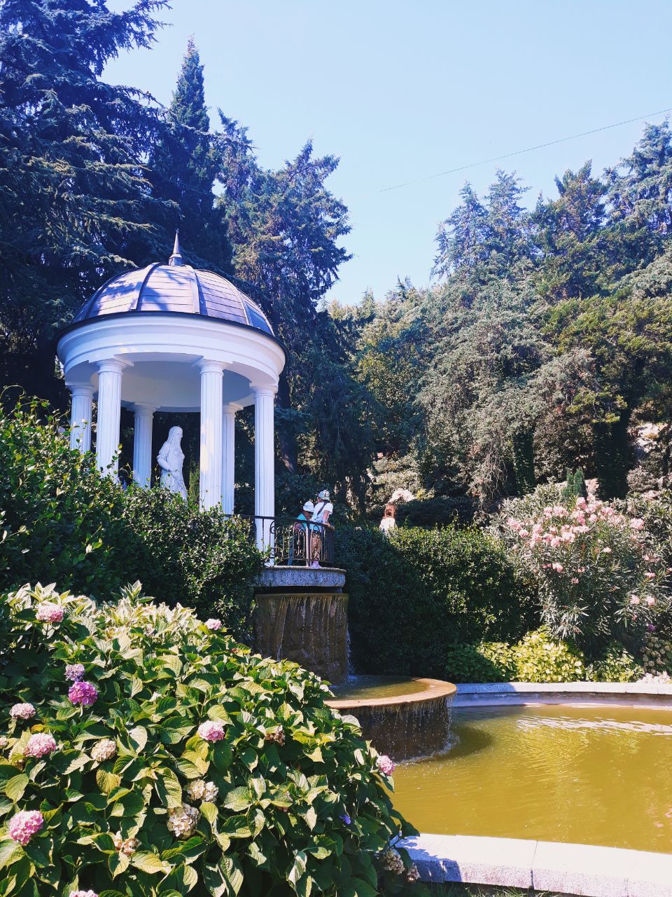 960x1280  Природа, дворец, Крым, обои на телефон | Outdoor structures, Gazebo, Outdoor