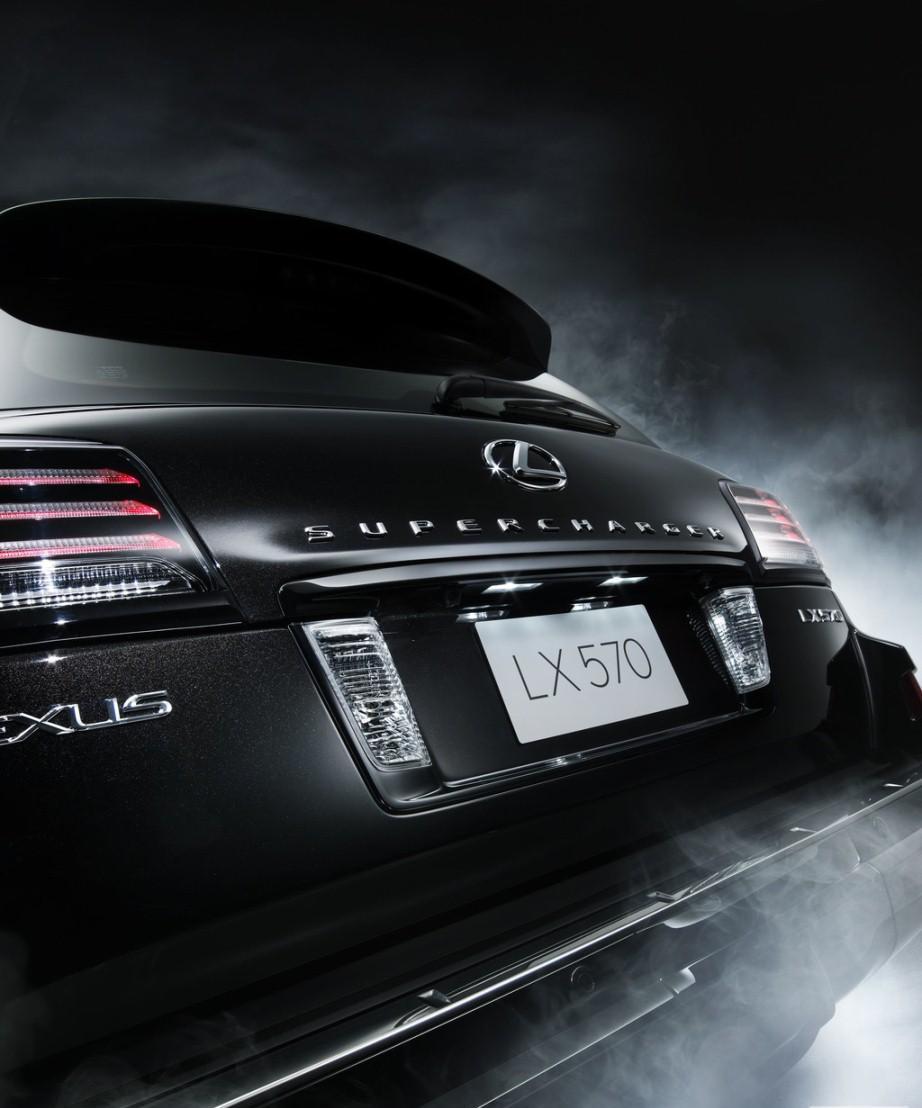 922x1108  Лексус ЛХ 570 2016 г., 5.7 л., Всем доброго здравия, бензин, расход 15.0,  АКПП, Владивосток, 4WD