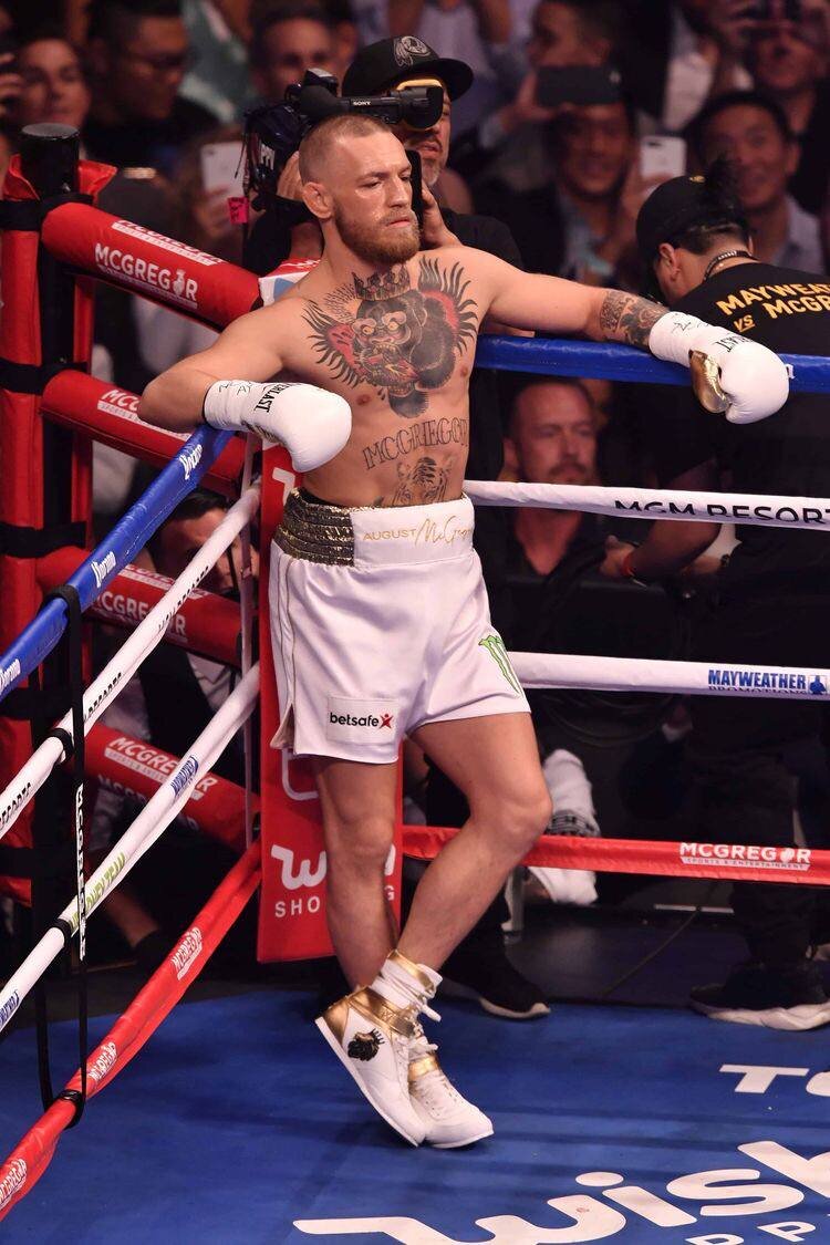 750x1125  Шум, ярость, шопинг: жизнь и привычки Конора Макгрегора | РБК Стиль