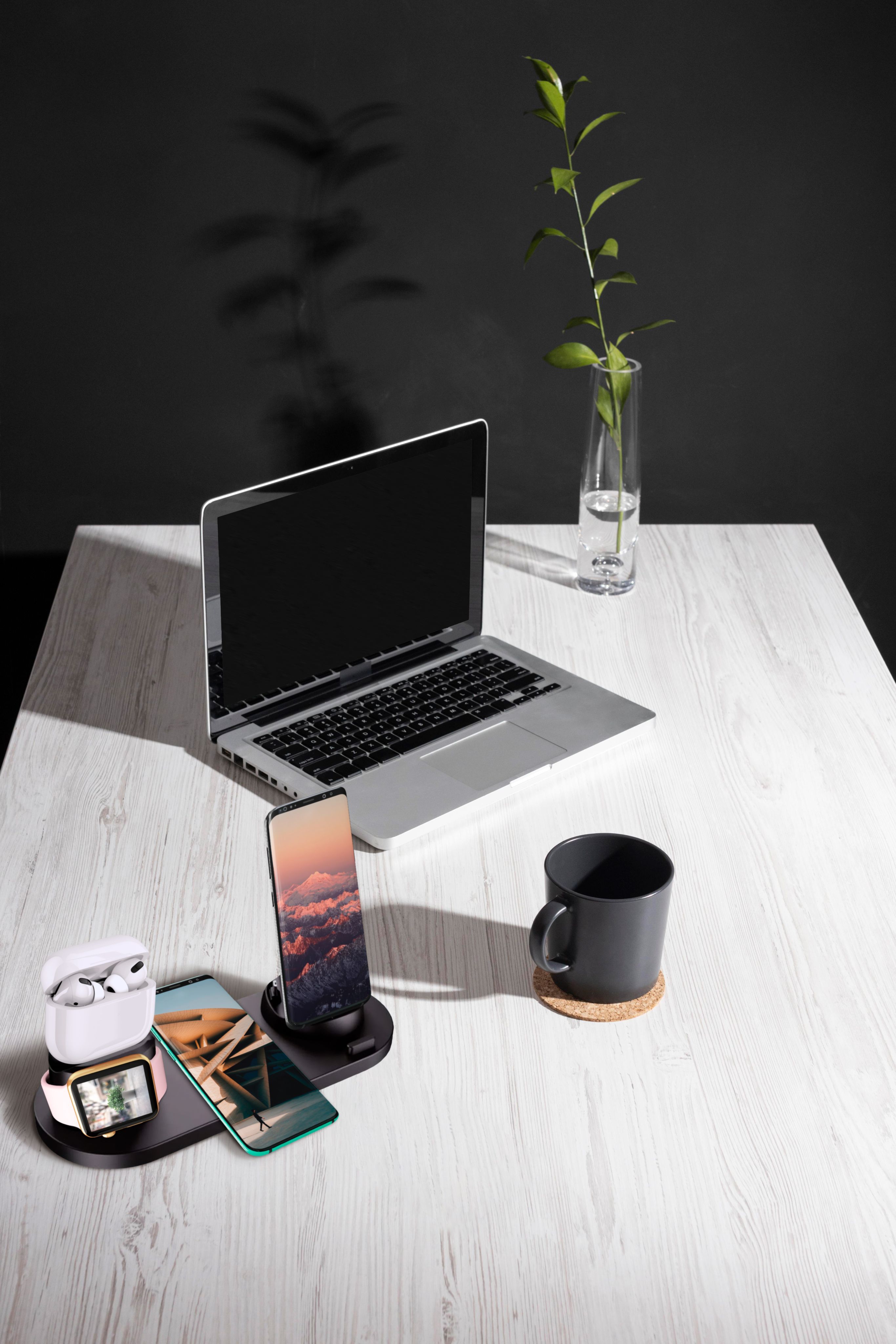 2731x4096  Беспроводное зарядное устройство Fantasy Earth 6 в 1 зарядка, 15 Вт, Apple  Lightning, micro-USB 3.0 Type-A, Fast Charge - купить по выгодной цене в  интернет-магазине OZON (1020771183)