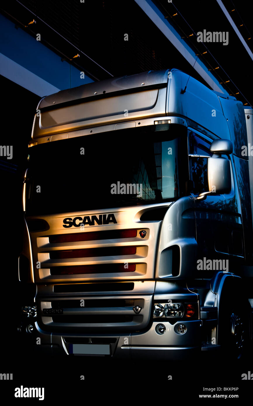 866x1390  Грузовик Scania: стоковые фотографии и изображения в высоком разрешении — Alamy