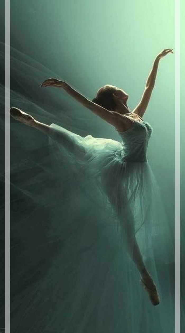 700x1260  Дивные и романтичные фото-обои на тему девушки (обои для android)!