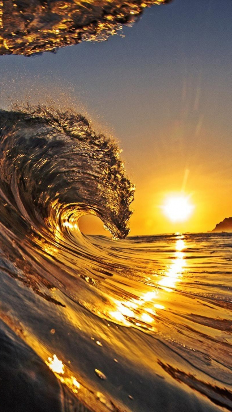 750x1334  Обои волна, ветровая волна, море, закат, восход солнца для iPhone 6, 6S, 7,  8 бесплатно, заставка 750x1334 - скачать картинки и фото