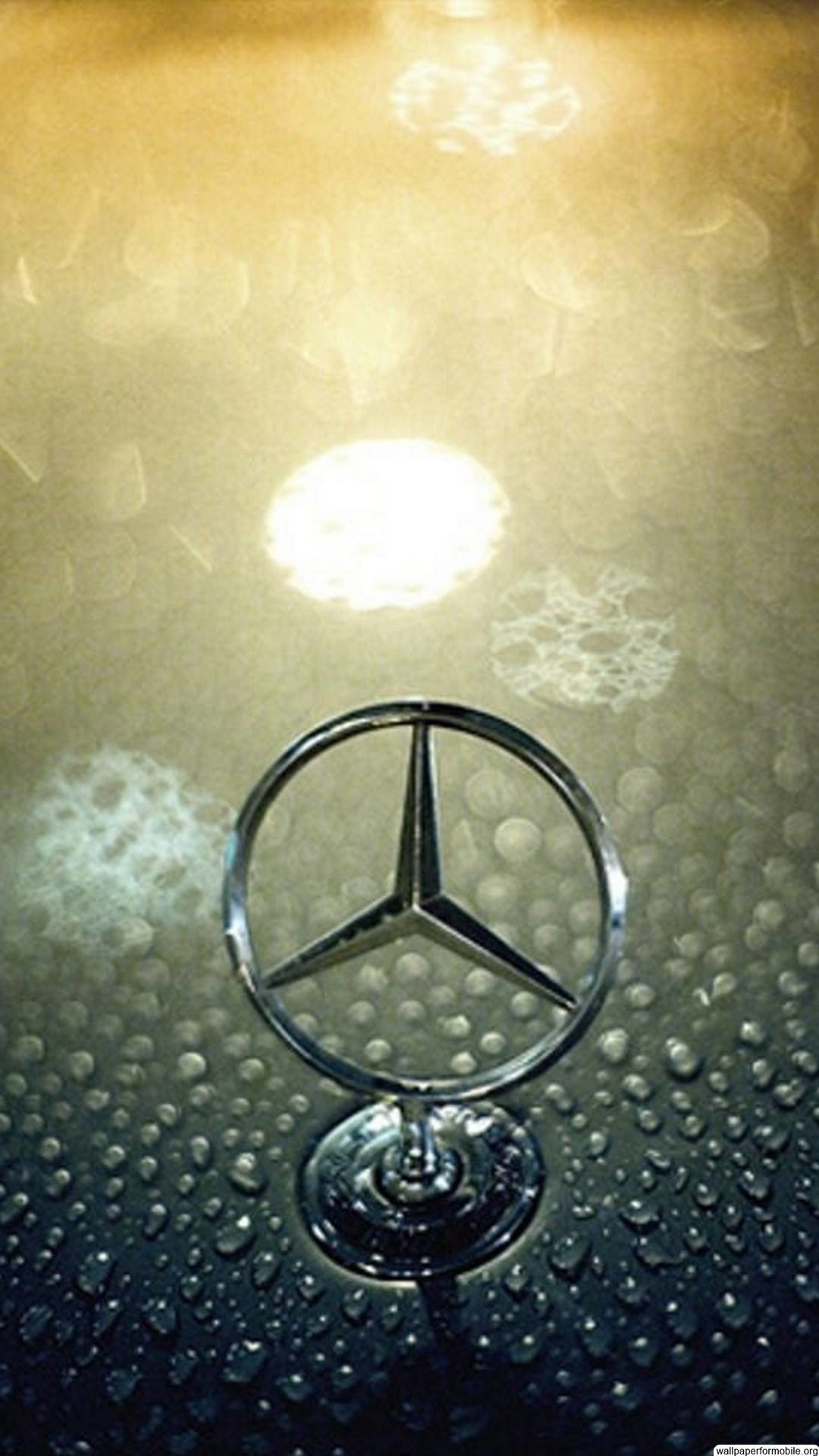 Mercedes Benz на айфон