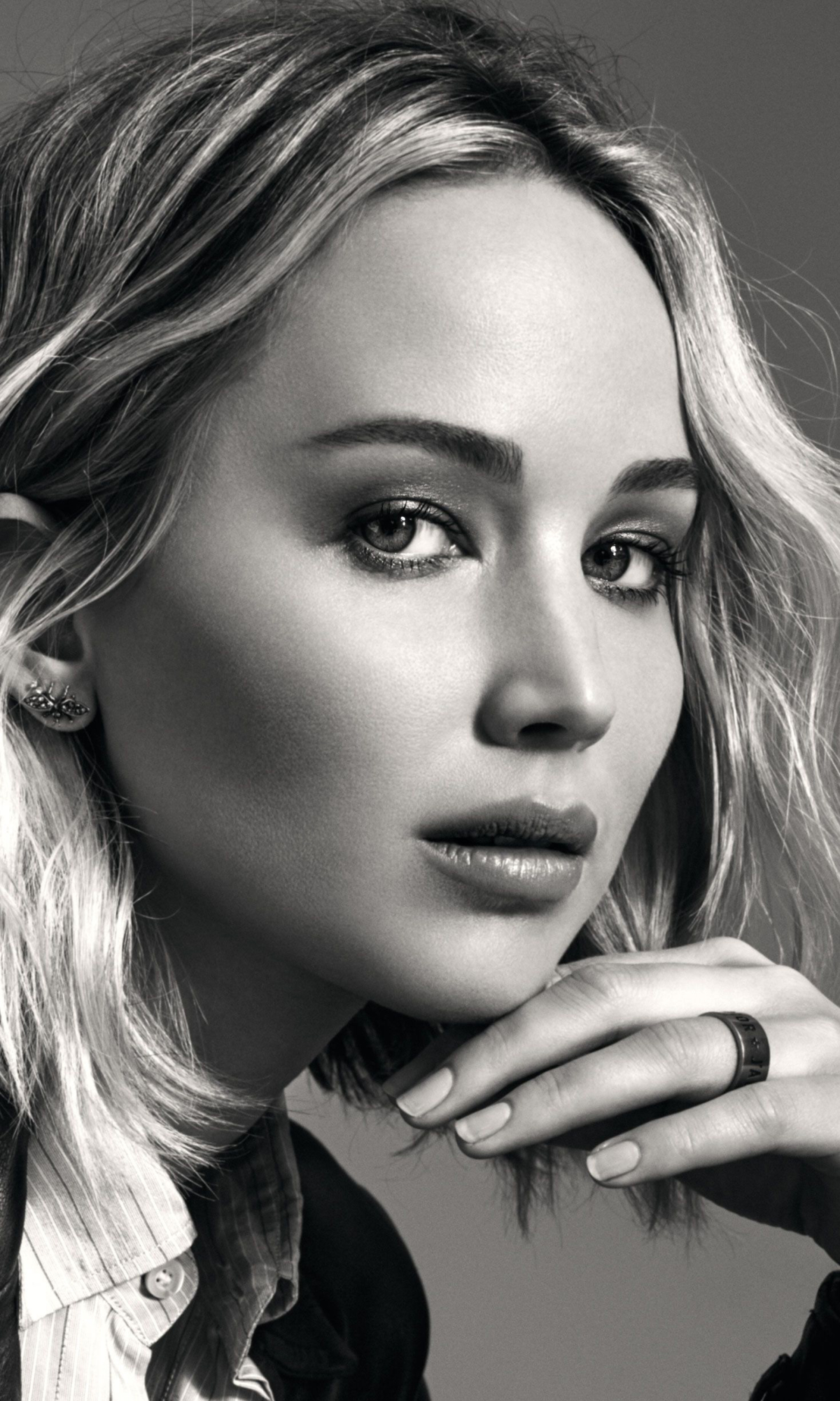 1200x2000  Обои на телефон: Чёрно Белое, Черно Белый, Лицо, Американский, Знаменитости,  Актриса, Дженнифер Лоуренс, 1418655 скачать картинку бесплатно.