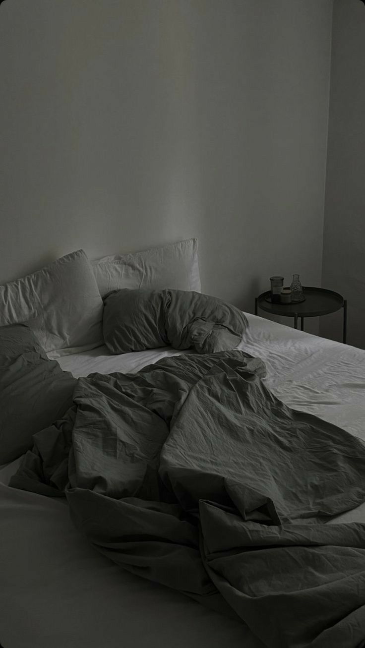 736x1307  Обои для телефона | Тематики спальни, Крошечные спальни, Комнаты мечты