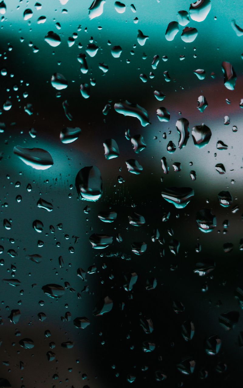 800x1280  Скачать 800x1280 капли, стекло, крупным планом, поверхность, темный обои,  картинки samsung galaxy note gt-n7000, meizu mx2