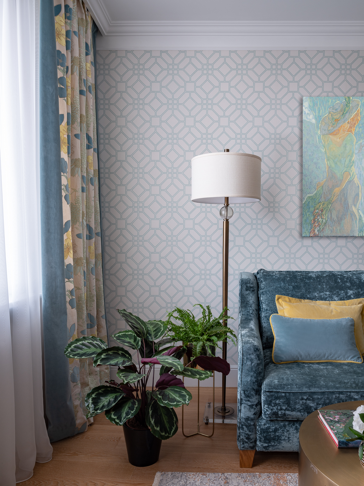 1200x1600  Как сочетать картины и обои: советы галереи современного искусства SMART