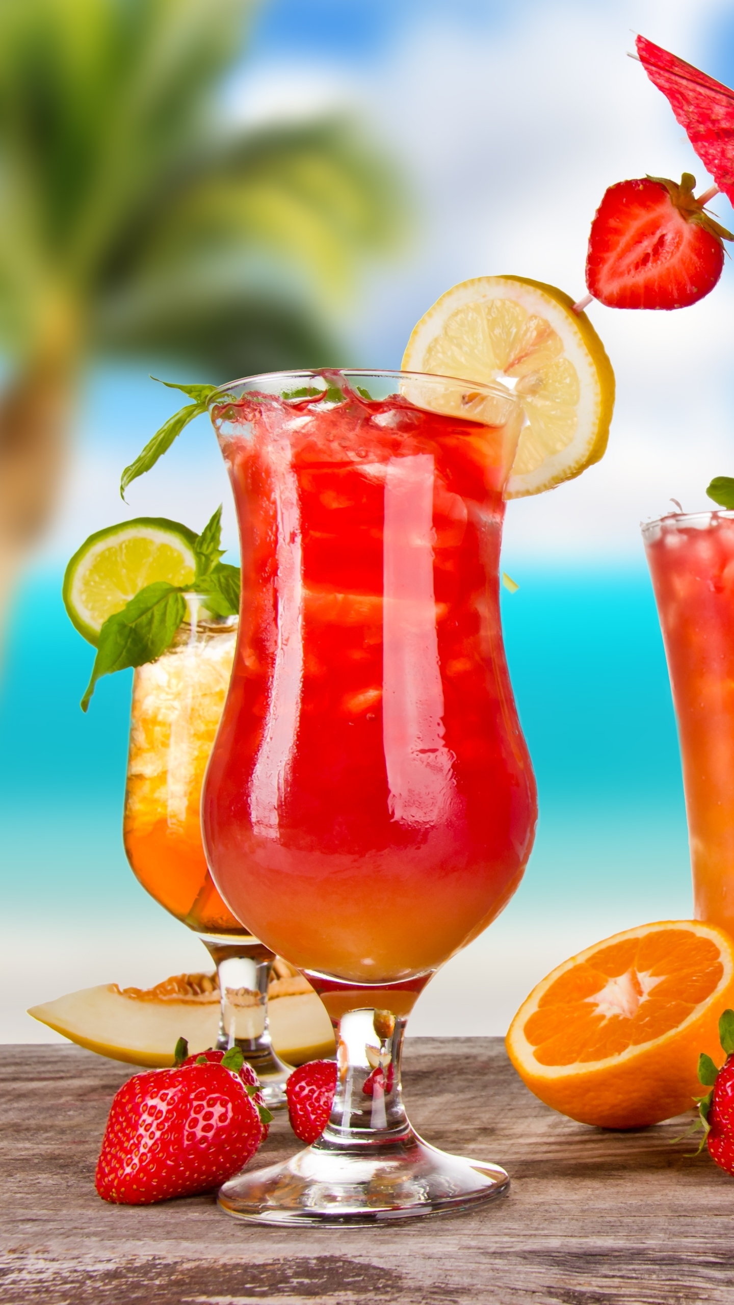 1440x2560  Обои на телефон: Фрукты, Еда, Лето, Стекло, Напиток, Стакан, Тропический,  Коктейль, Глубина Резкости, 1279469 скачать картинку бесплатно.